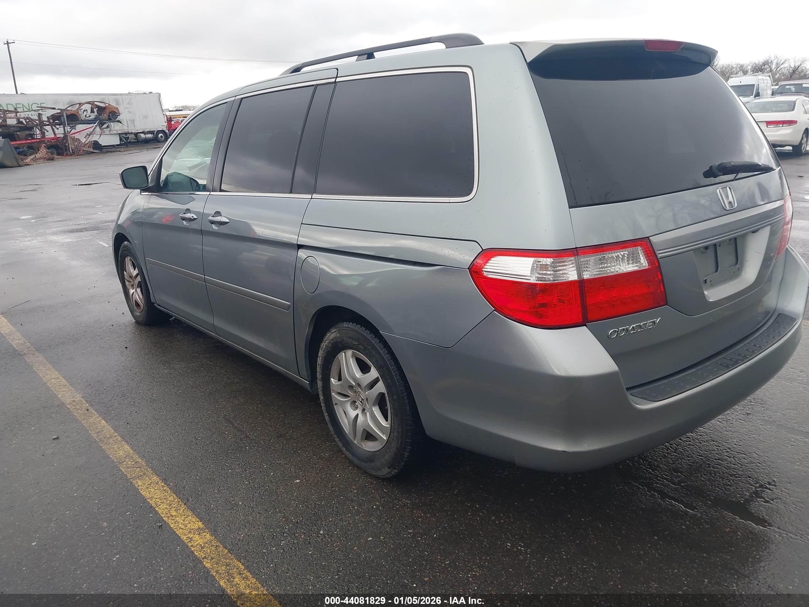 HONDA ODYSSEY image 3