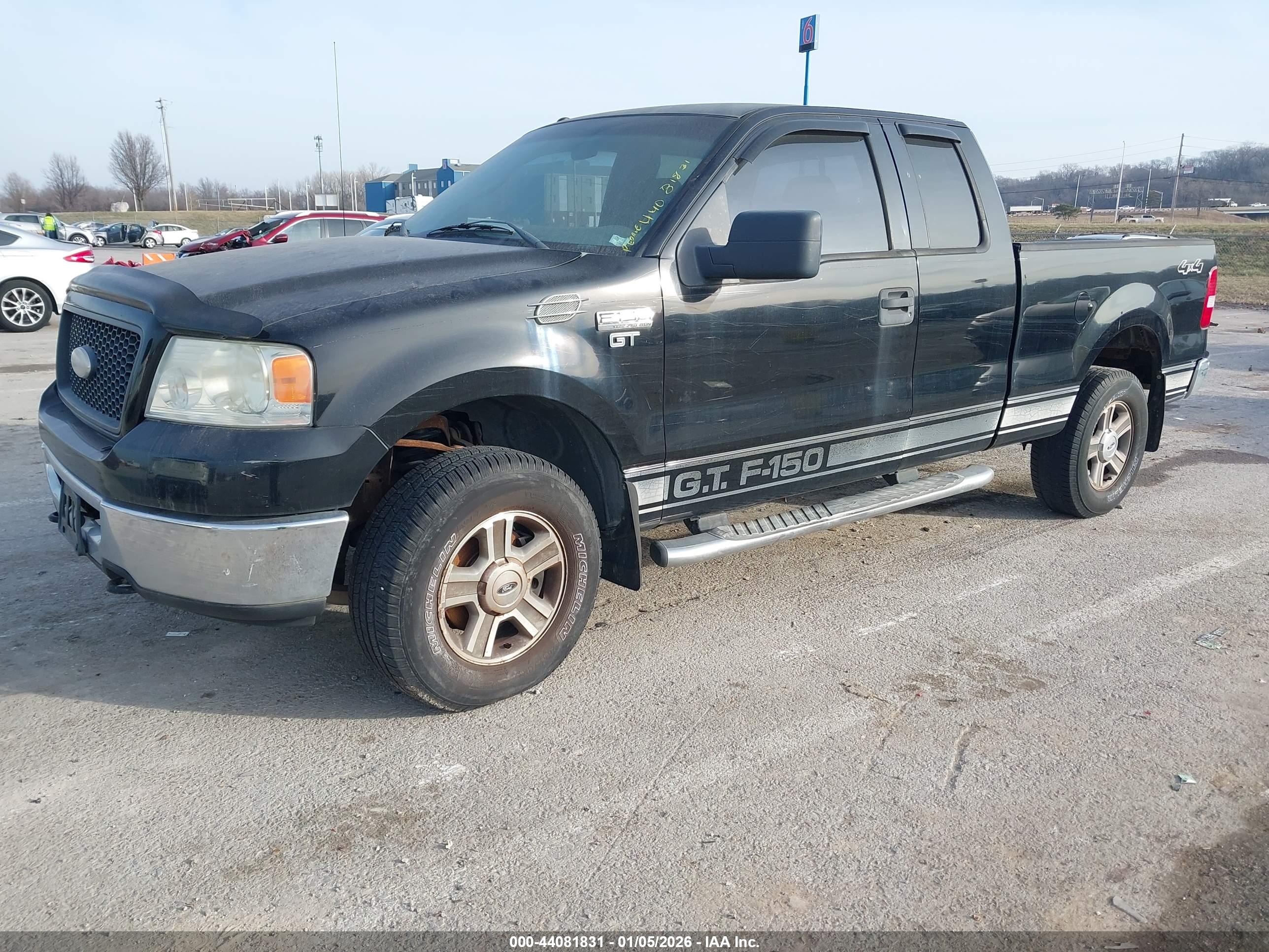 FORD F-150 image 2