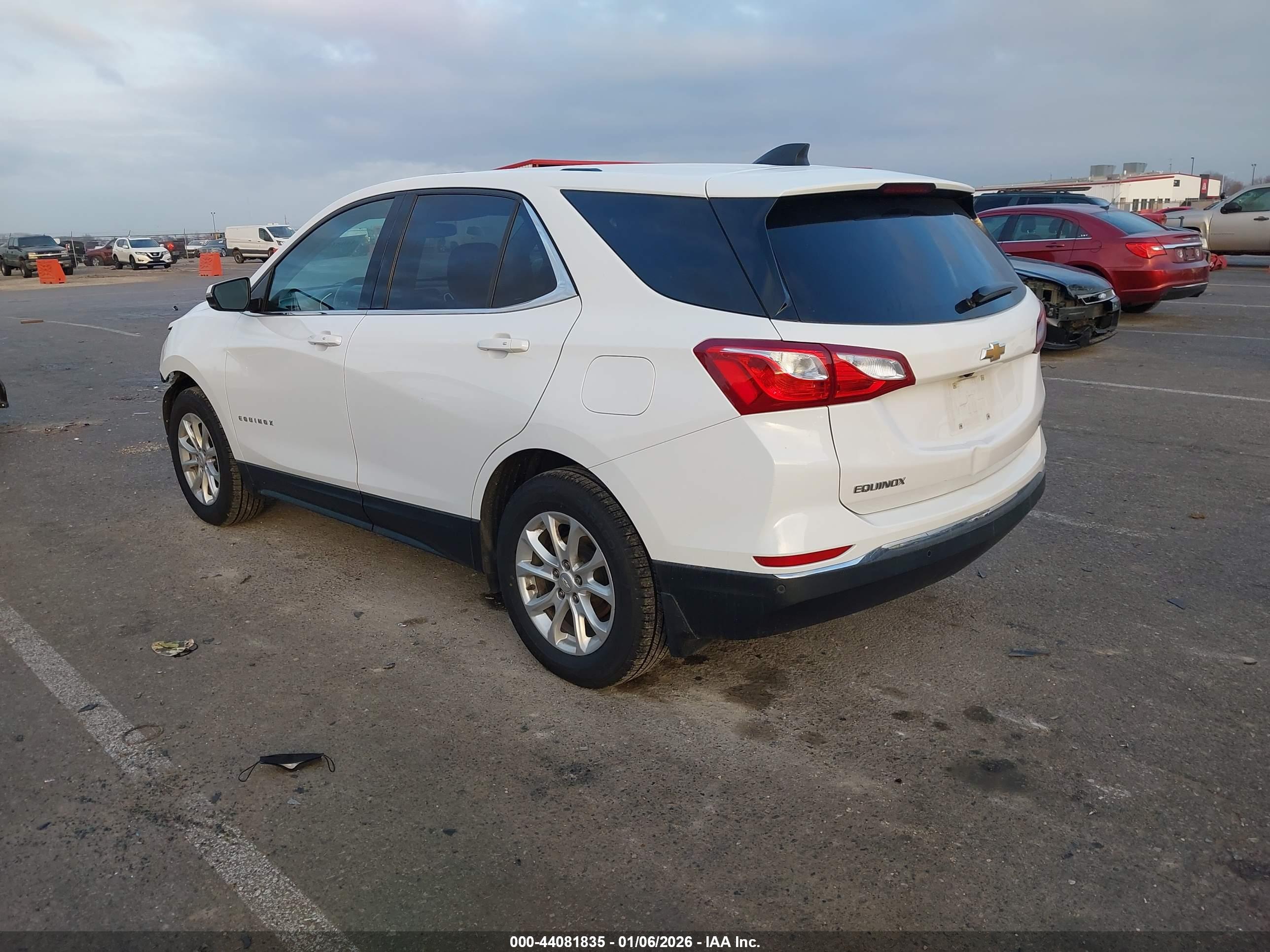CHEVROLET EQUINOX image 3
