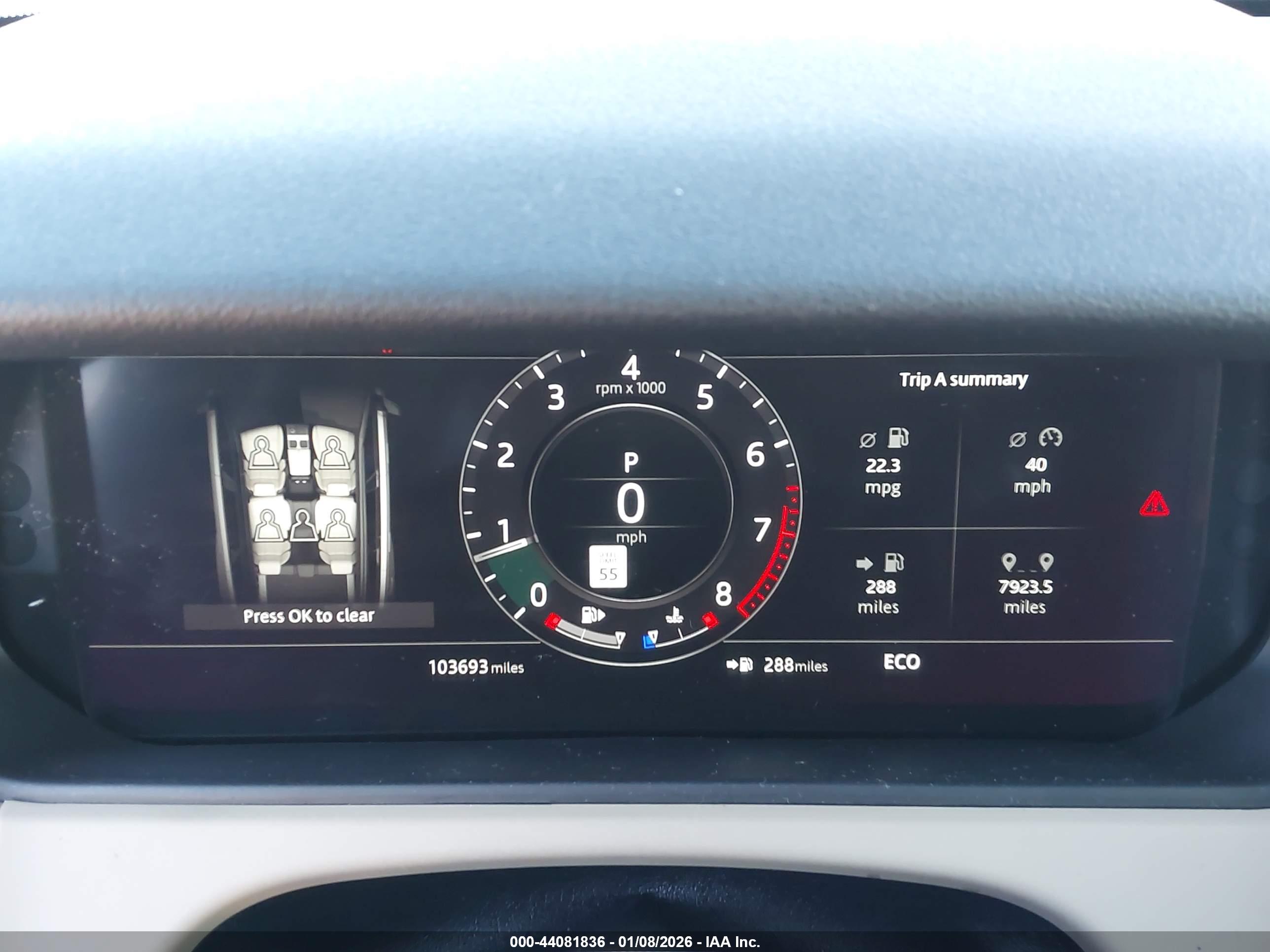 LAND ROVER image 7