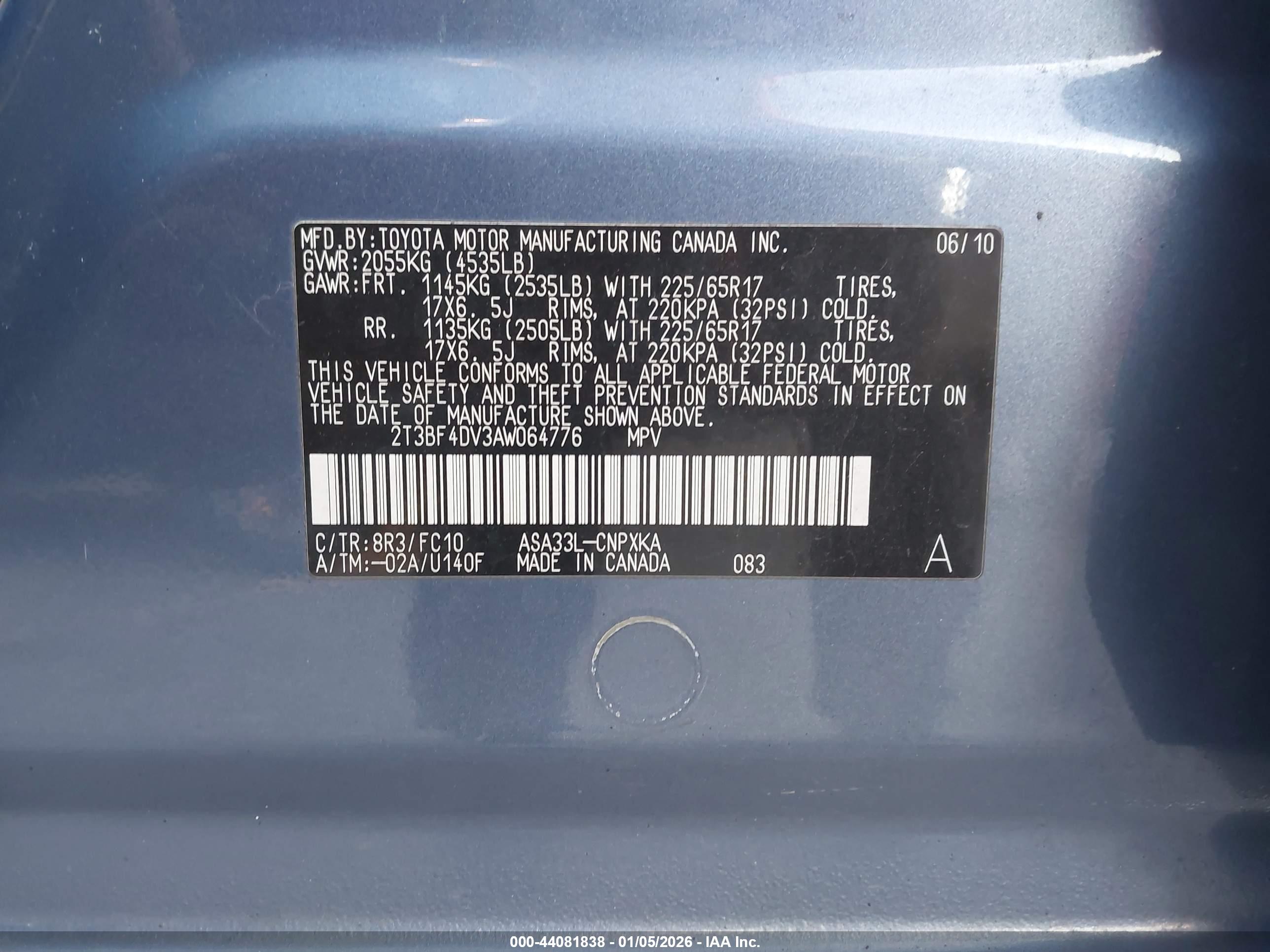 TOYOTA RAV4 image 9