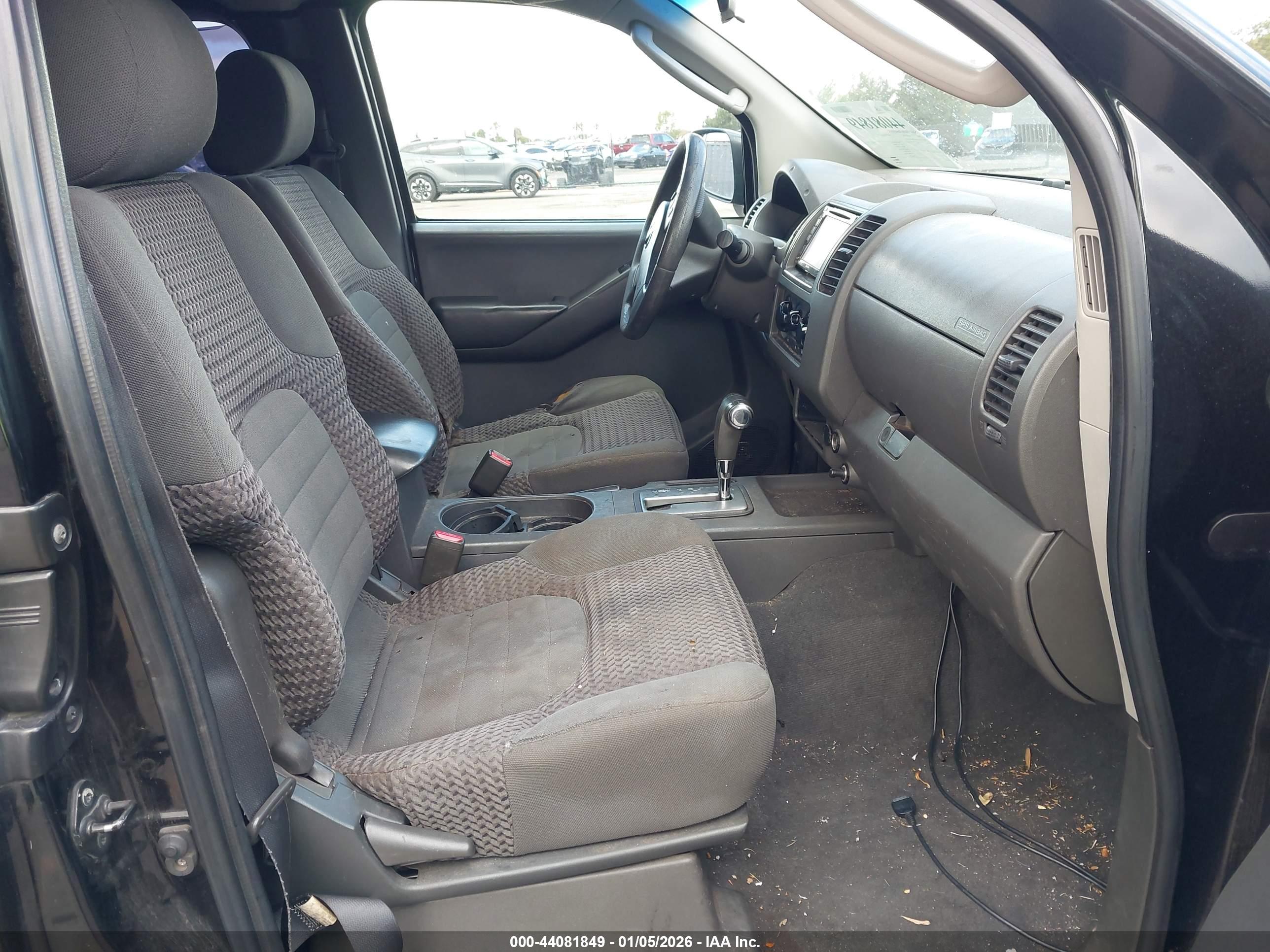 NISSAN FRONTIER image 5