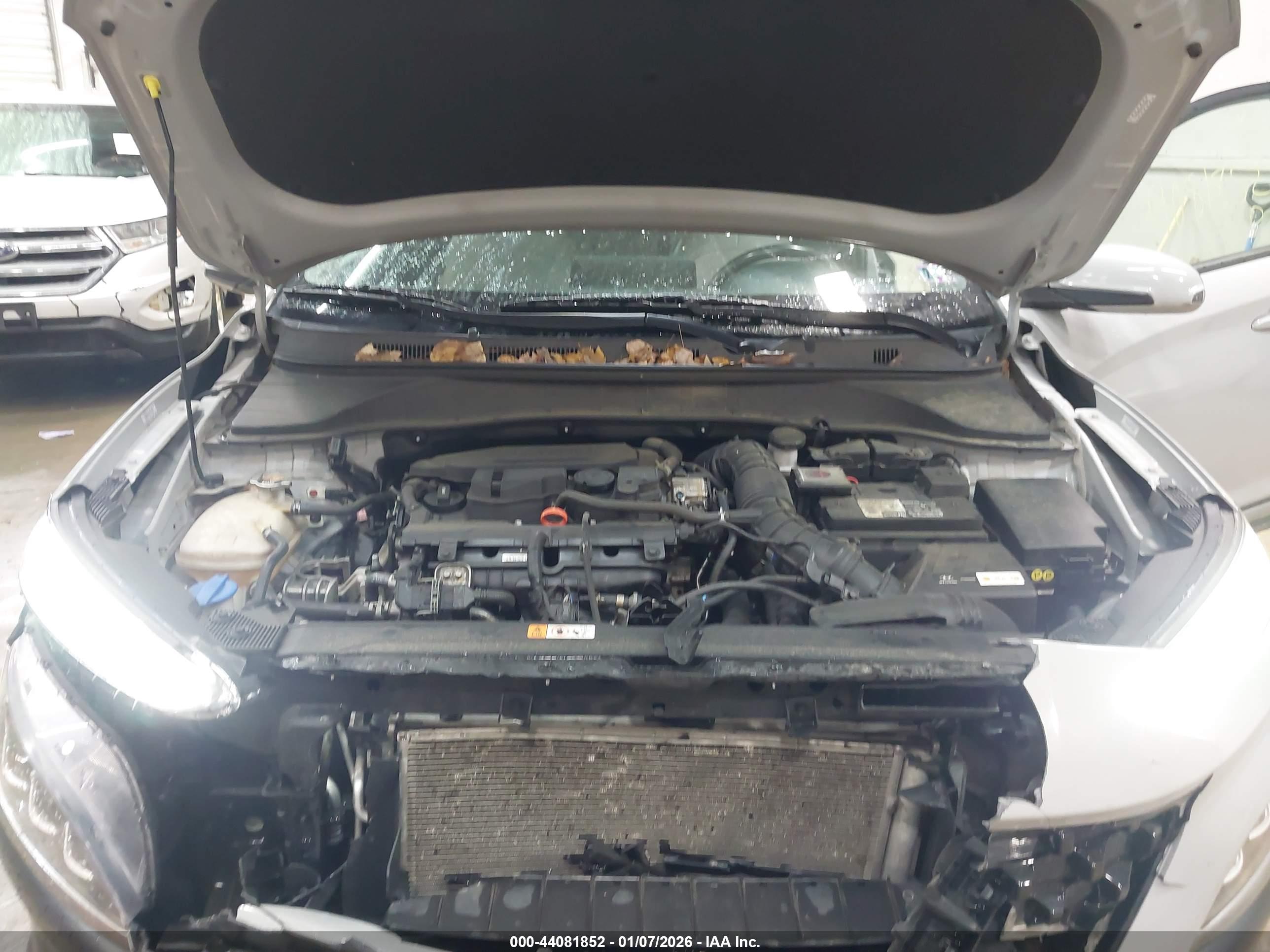 HYUNDAI KONA image 10