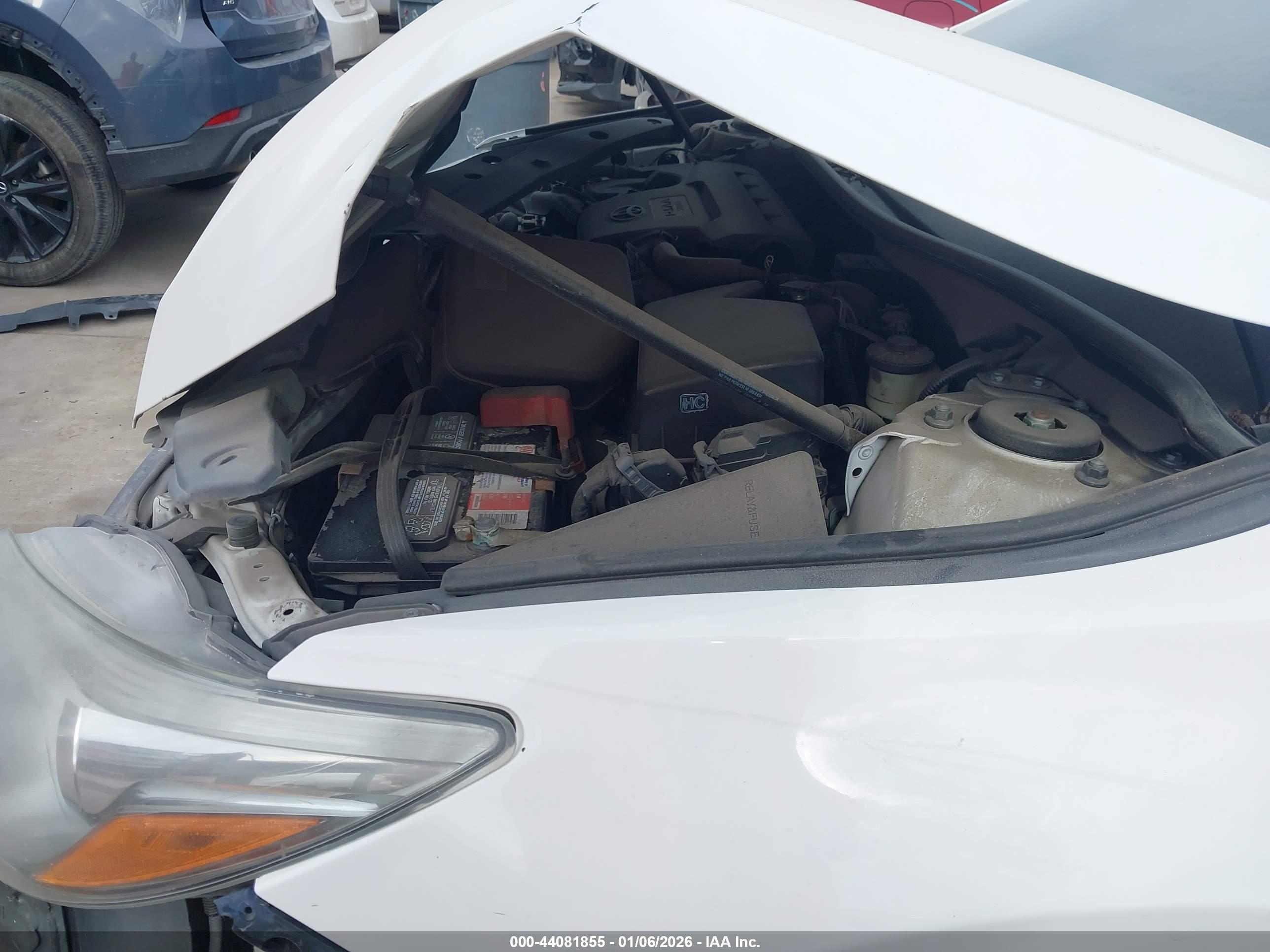 TOYOTA CAMRY image 10