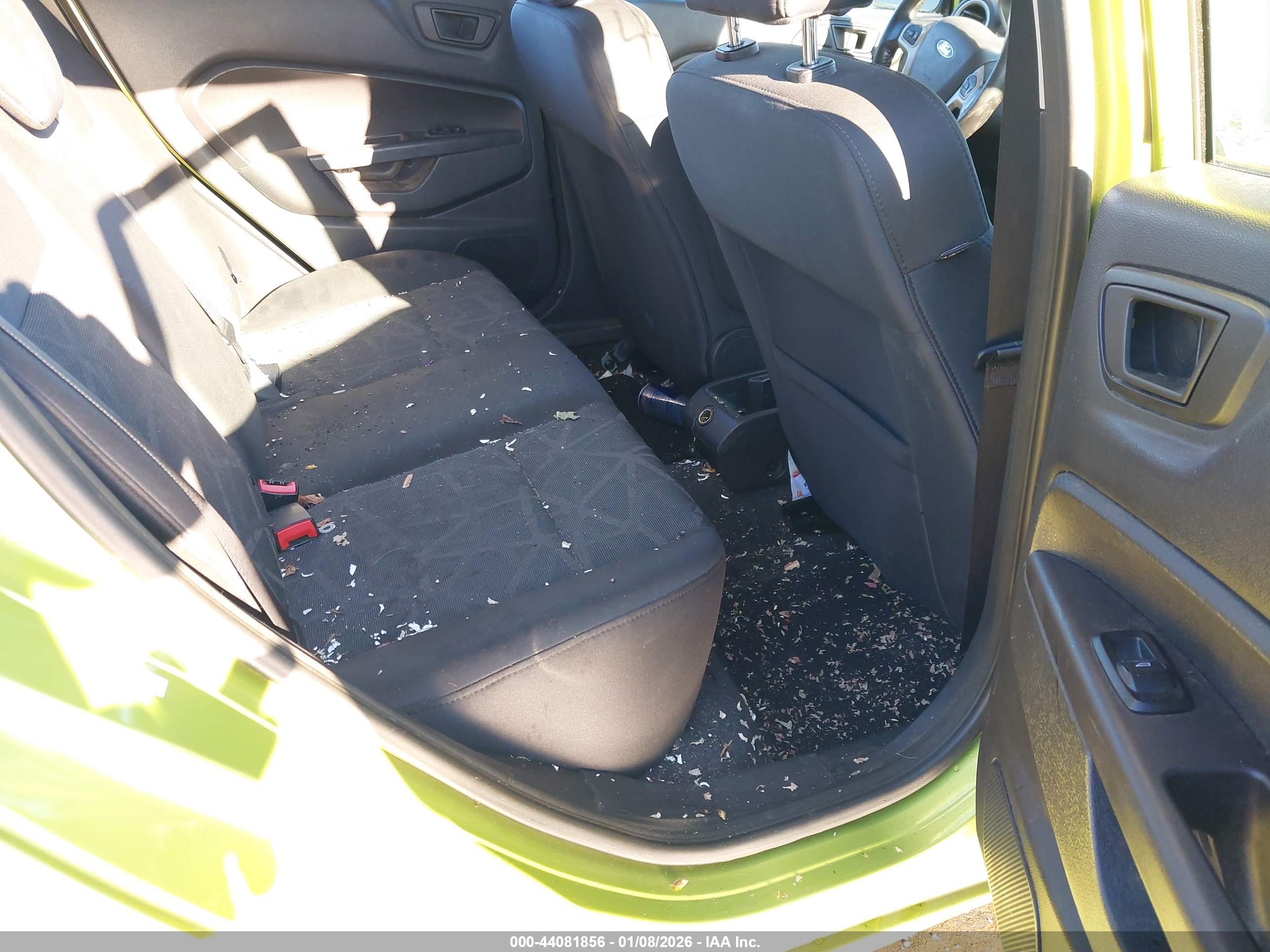 FORD FIESTA image 8