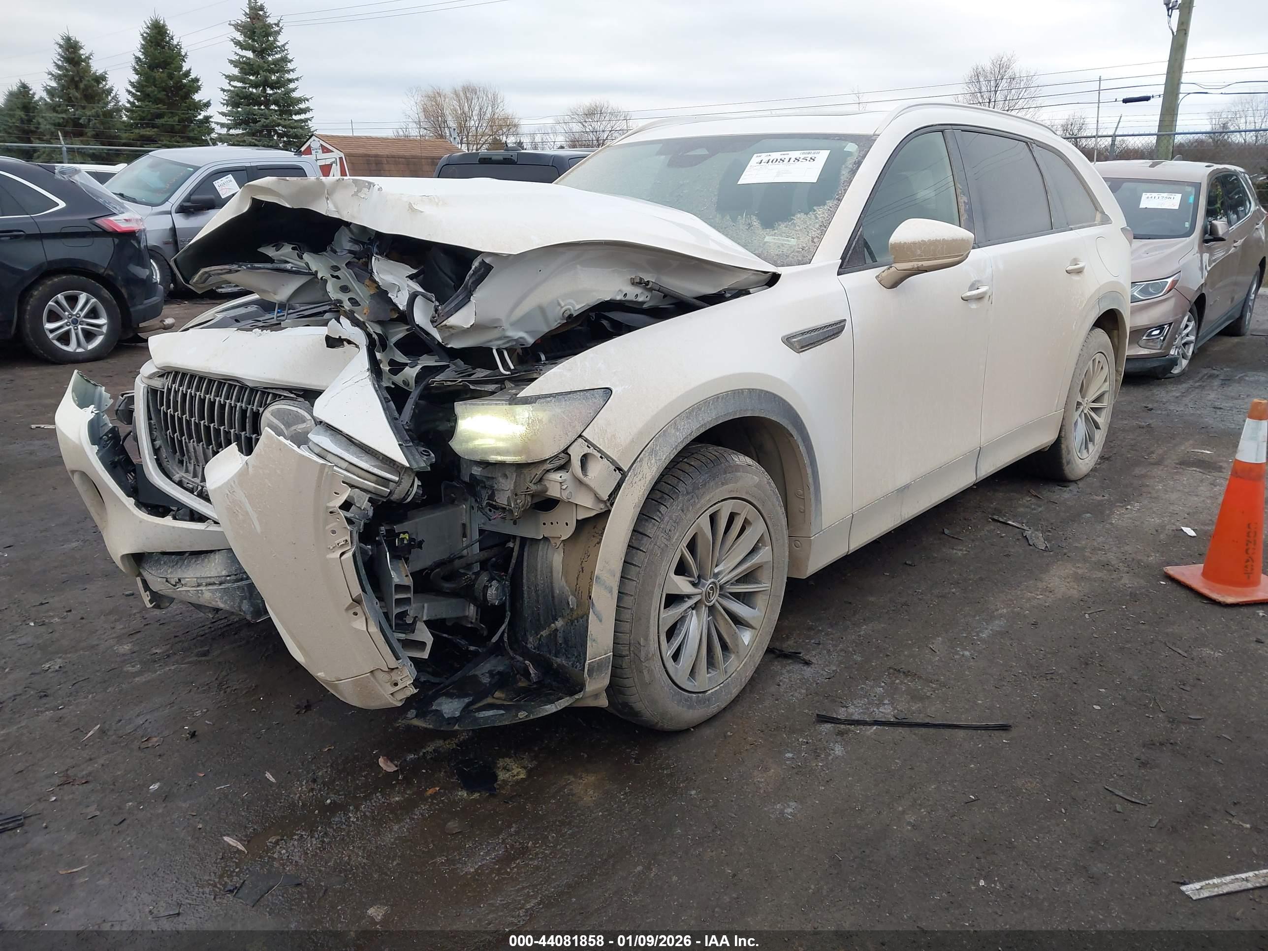 MAZDA CX-90 image 2