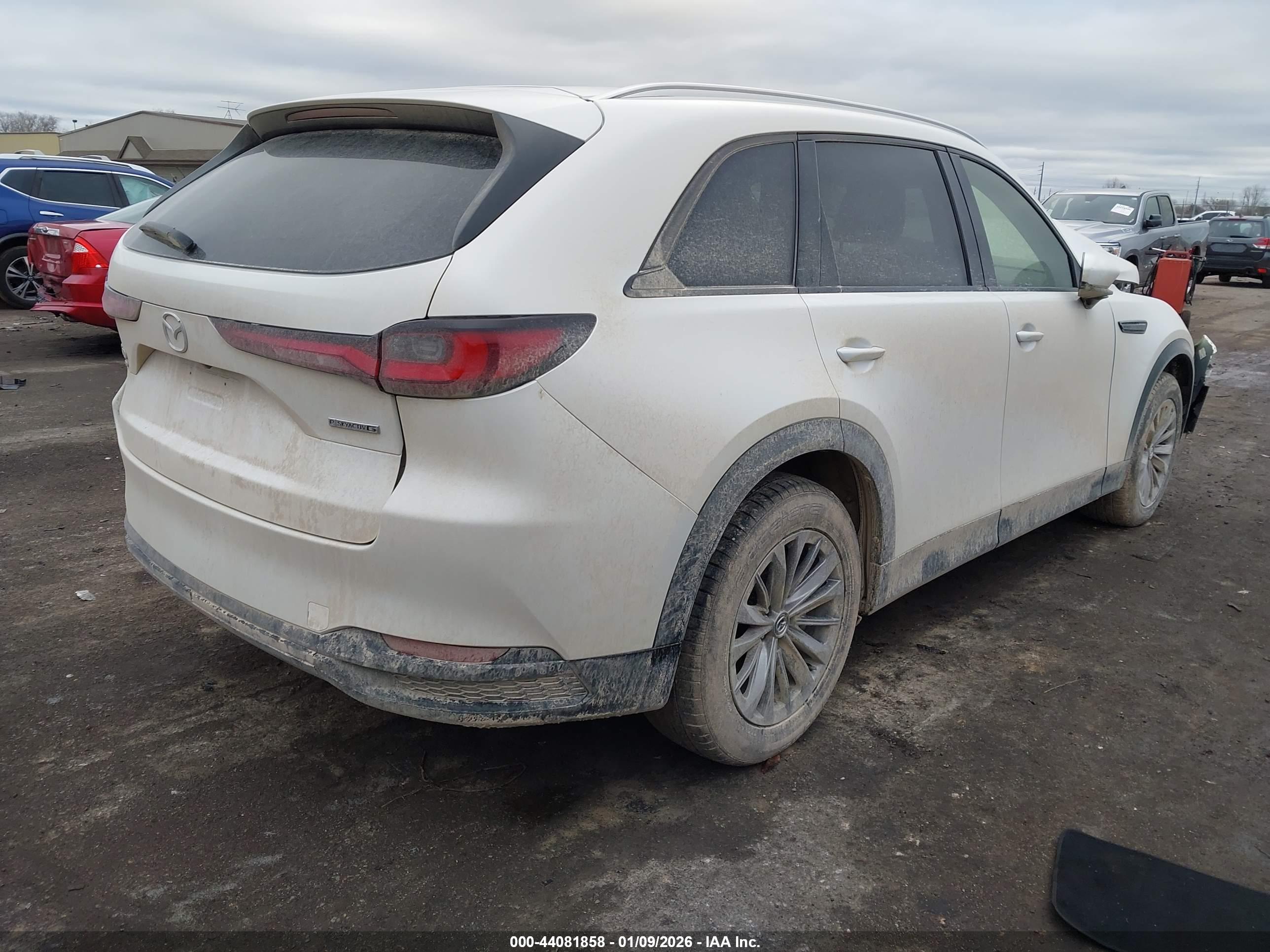 MAZDA CX-90 image 4