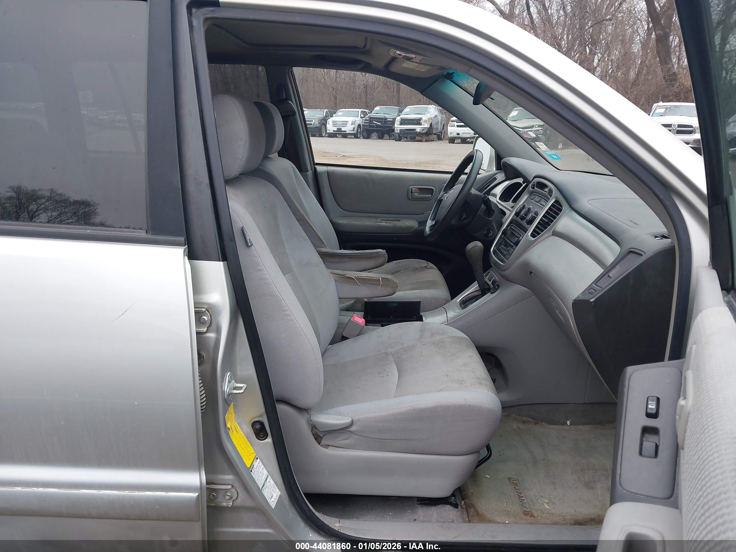 TOYOTA HIGHLANDER image 5