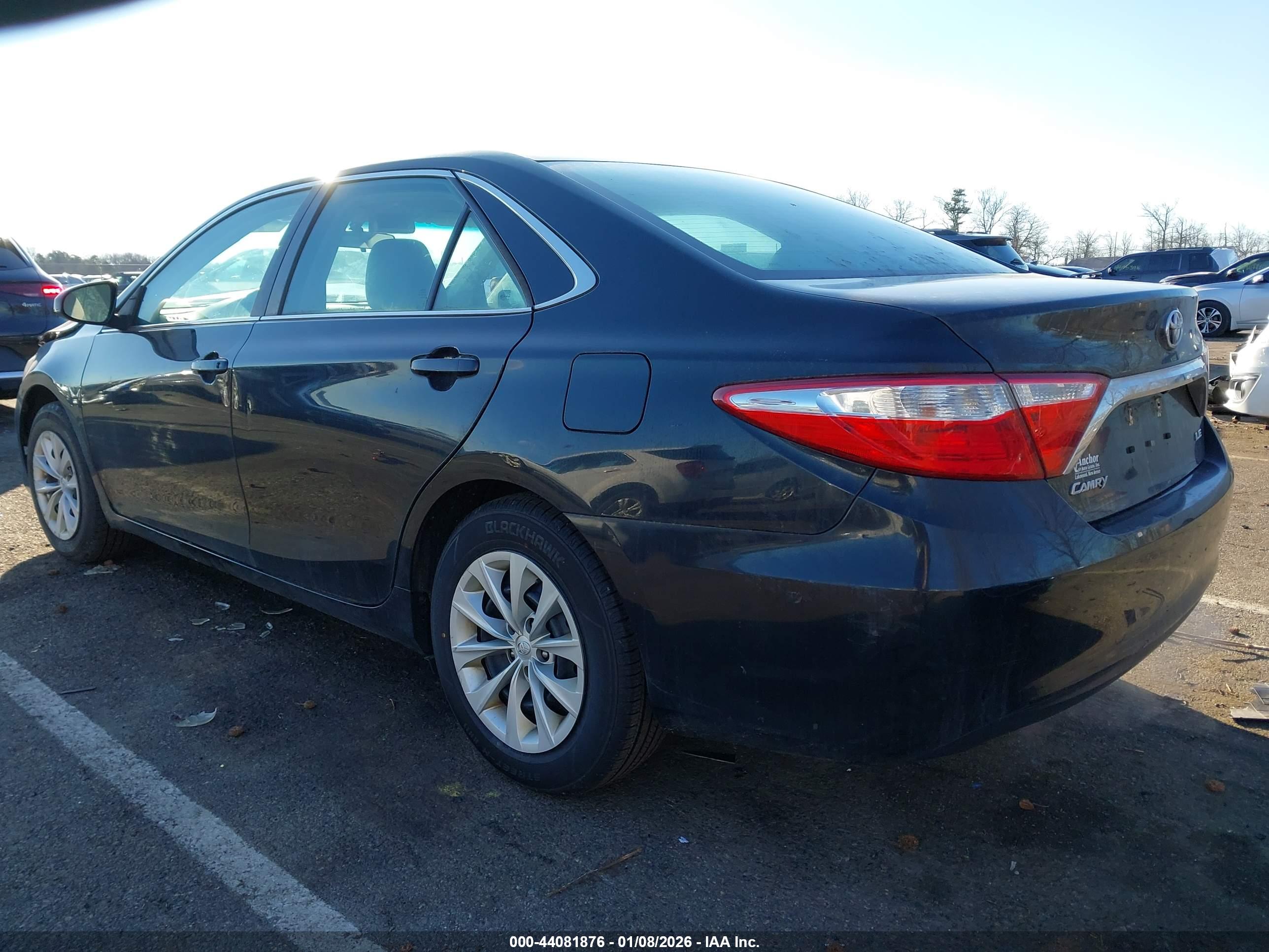 TOYOTA CAMRY image 3