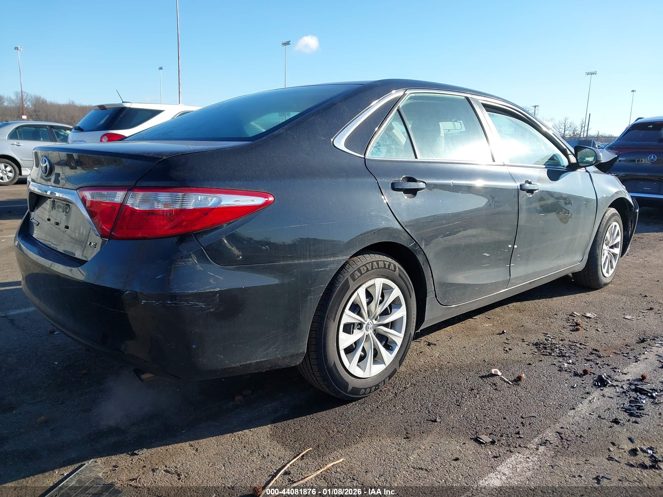 TOYOTA CAMRY image 4