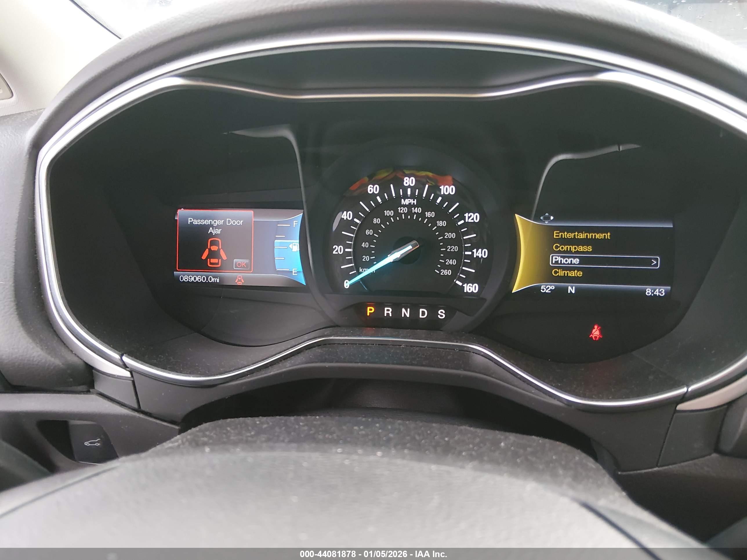 FORD FUSION image 7