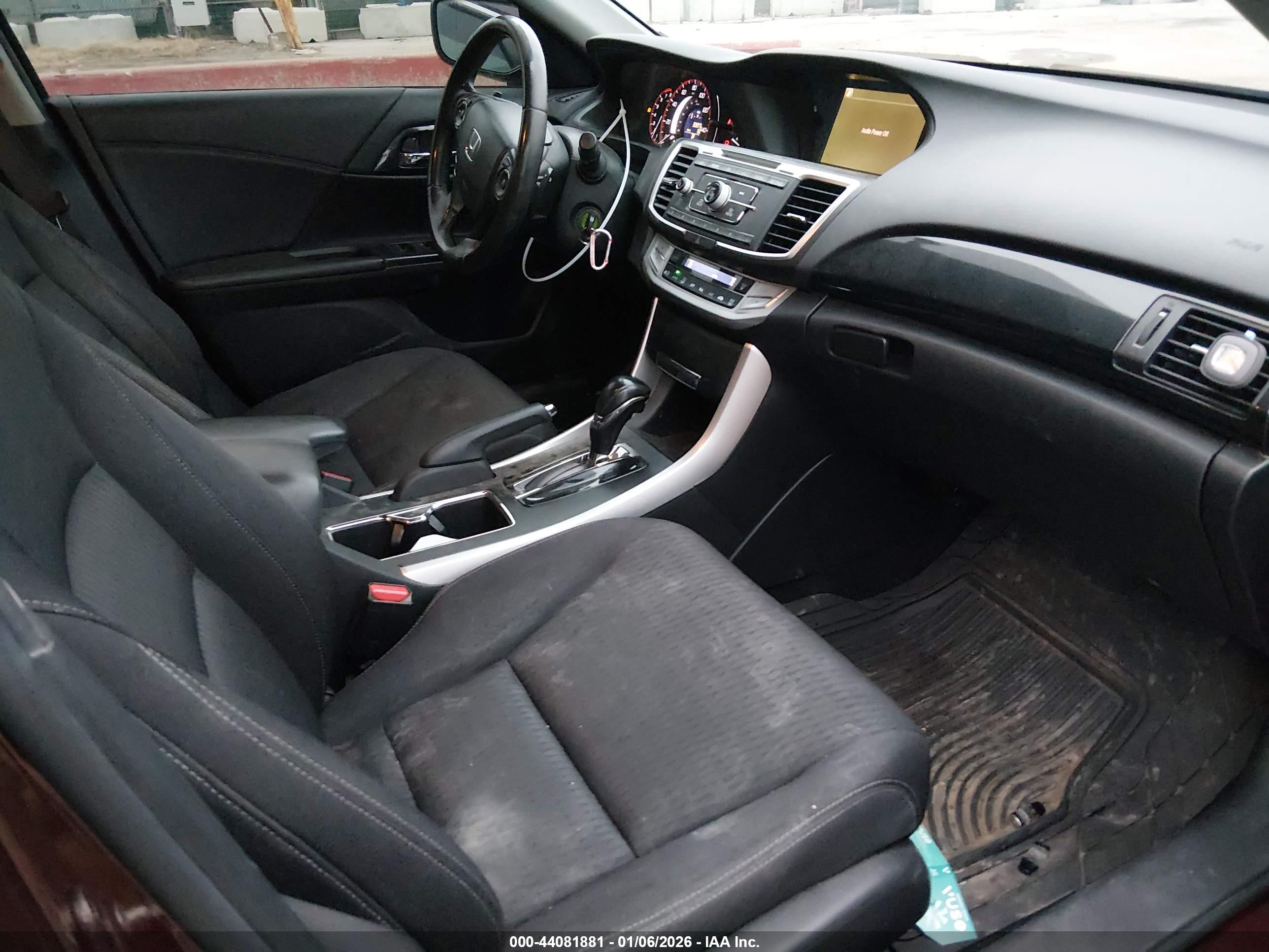 HONDA ACCORD image 5
