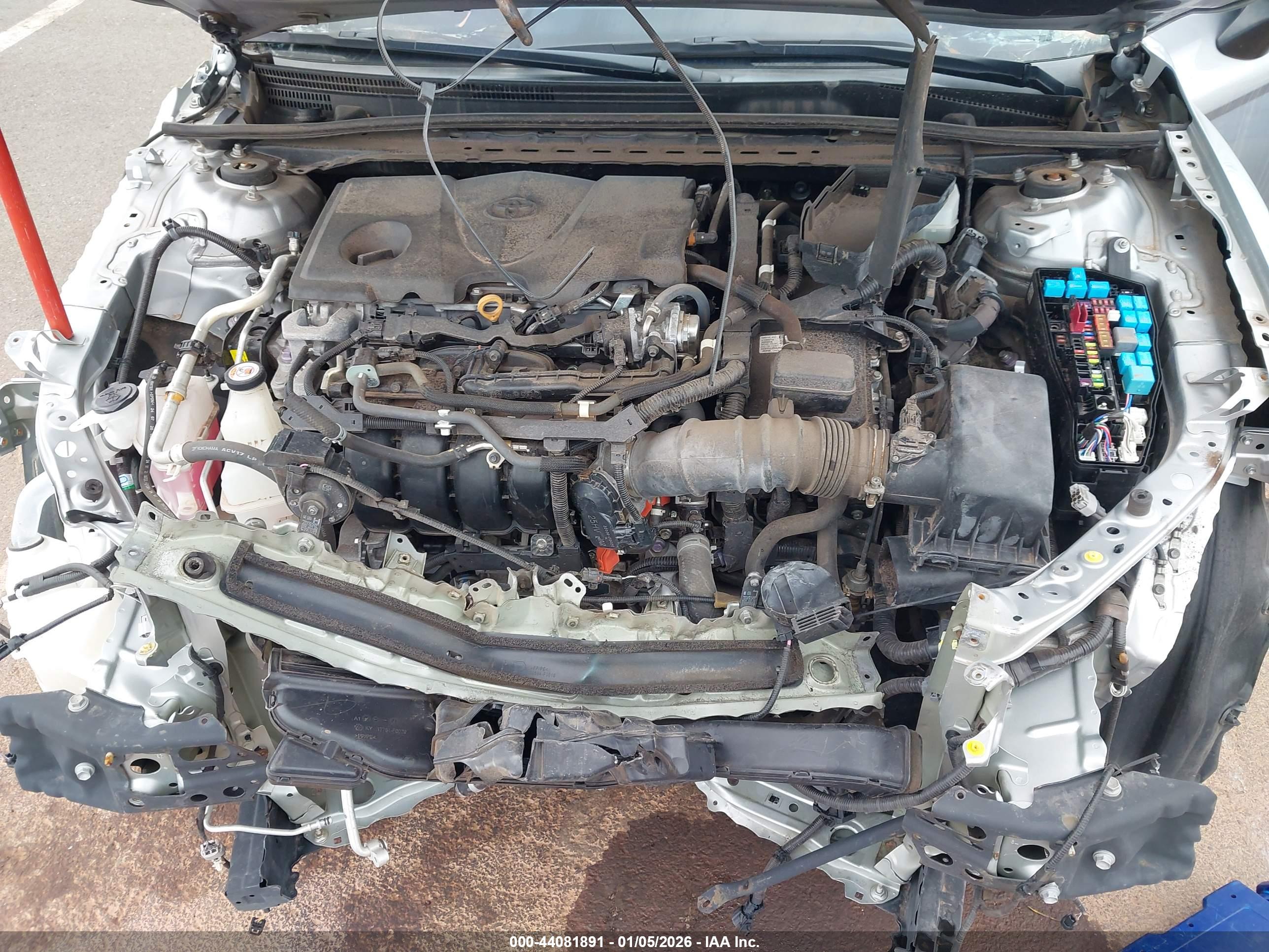 TOYOTA CAMRY image 10