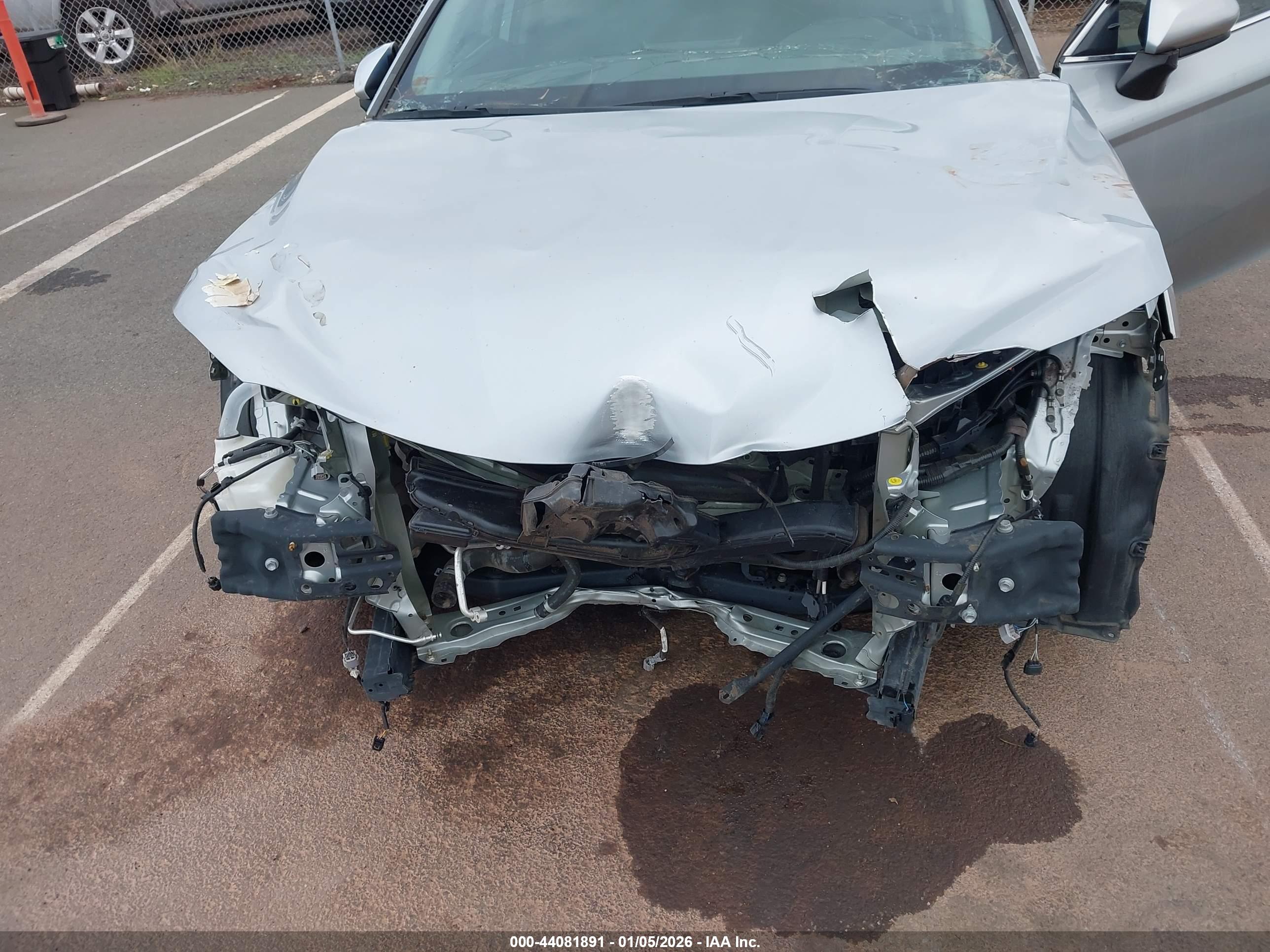 TOYOTA CAMRY image 6