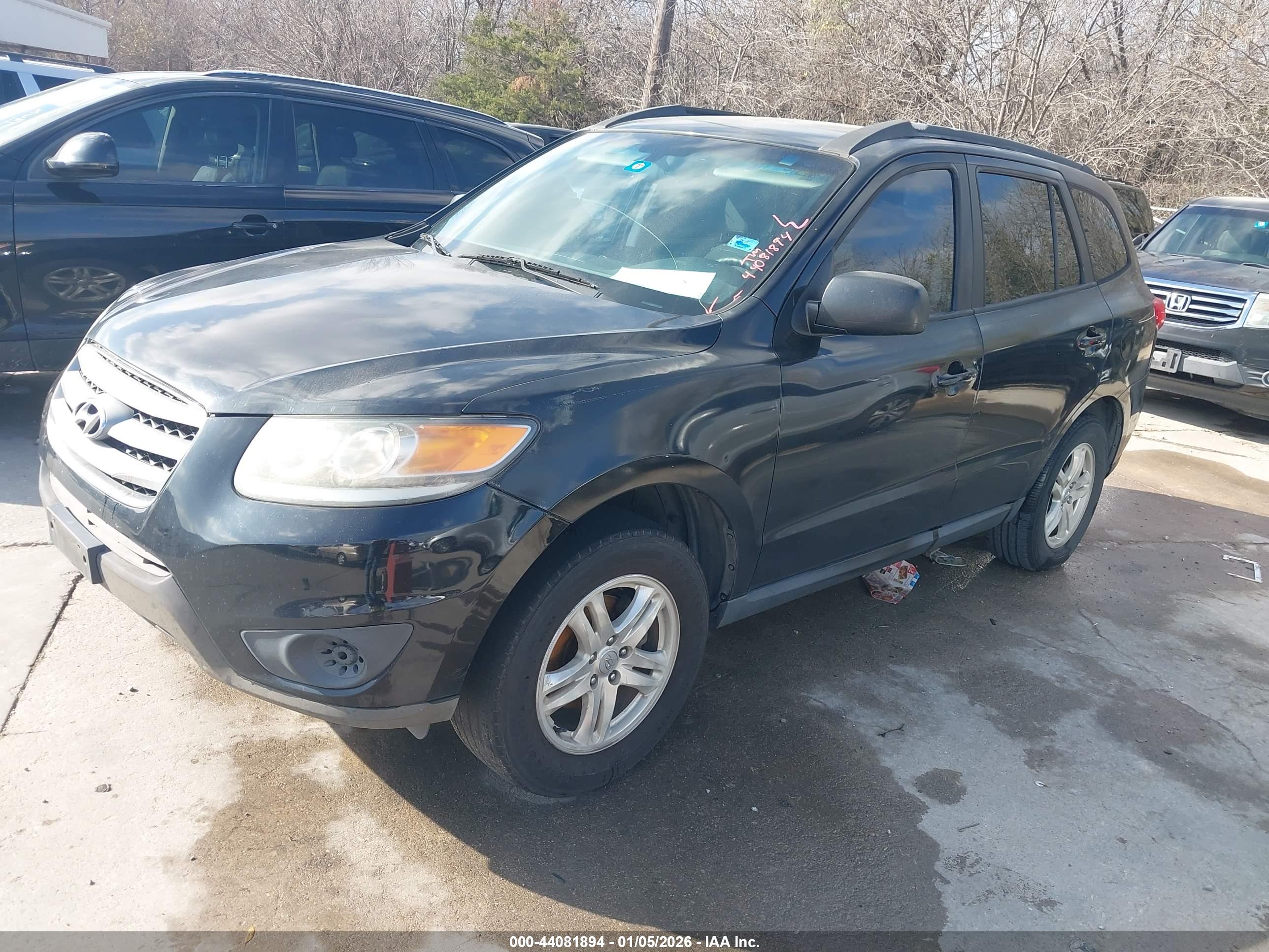 HYUNDAI SANTA image 2
