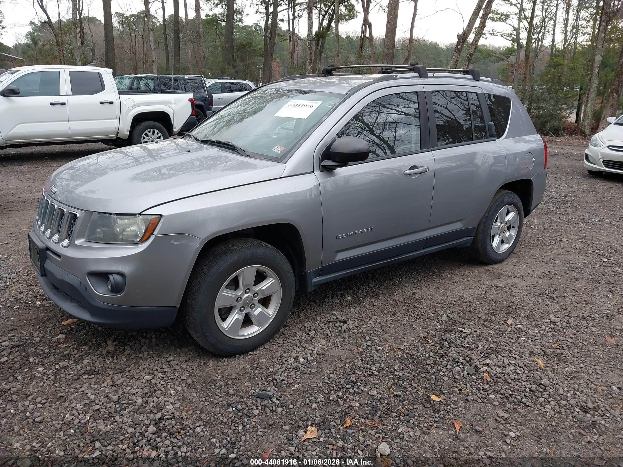 JEEP COMPASS image 2