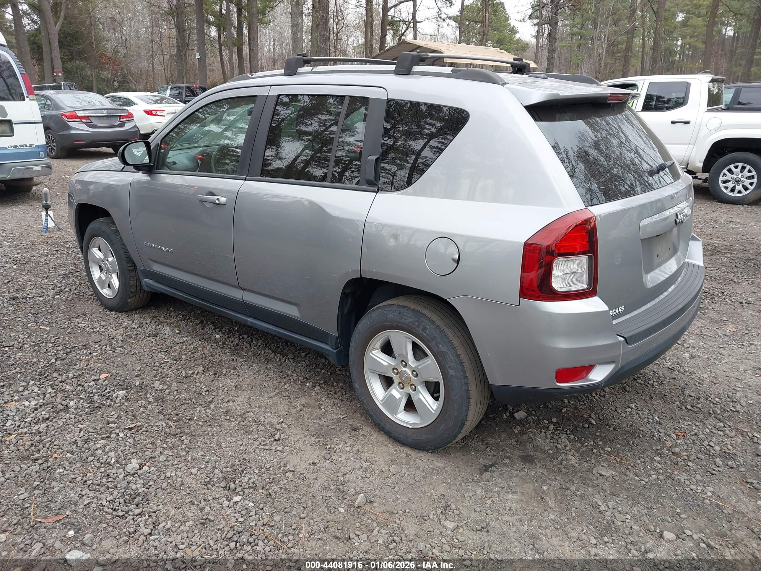 JEEP COMPASS image 3