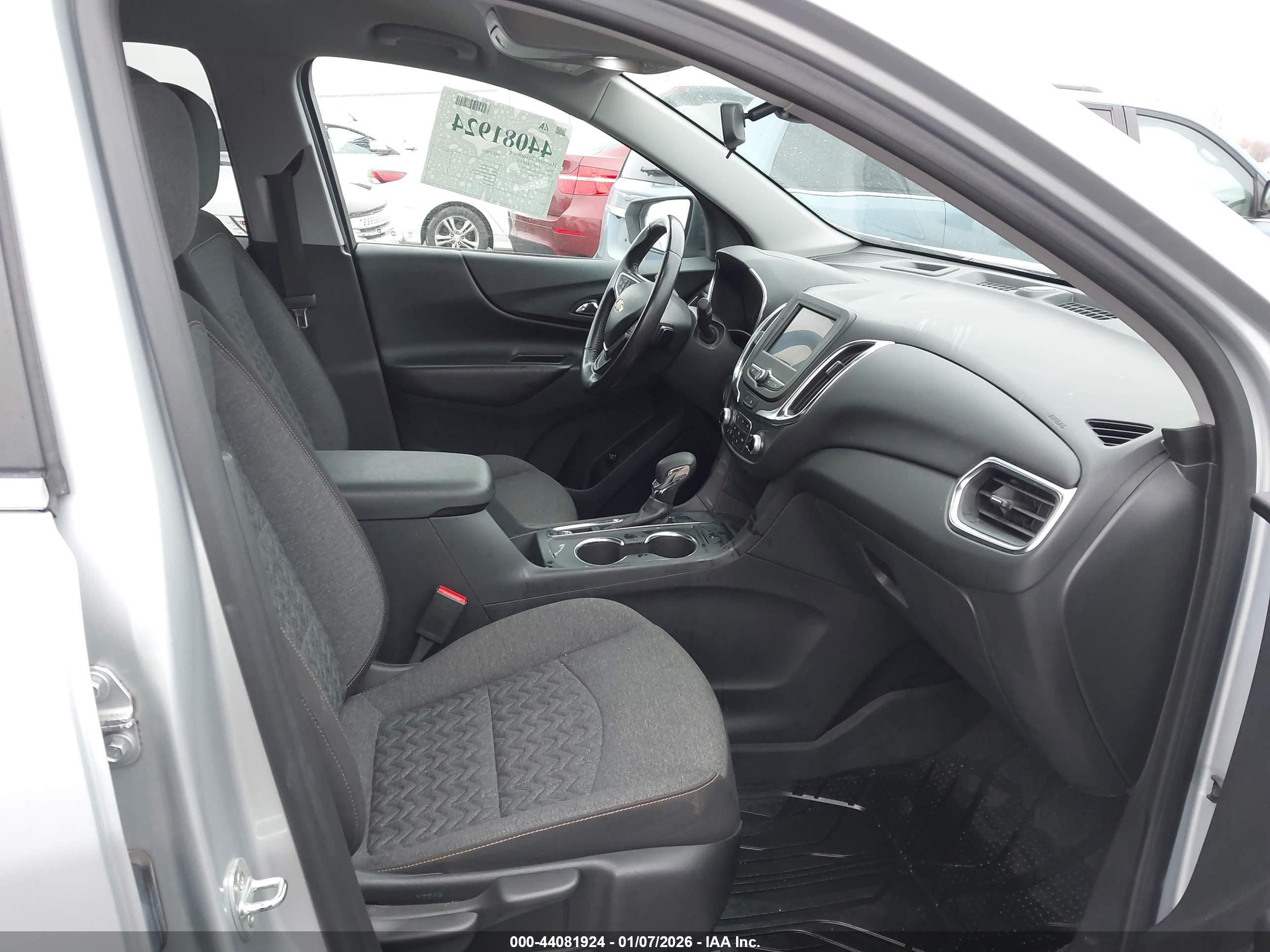 CHEVROLET EQUINOX image 5