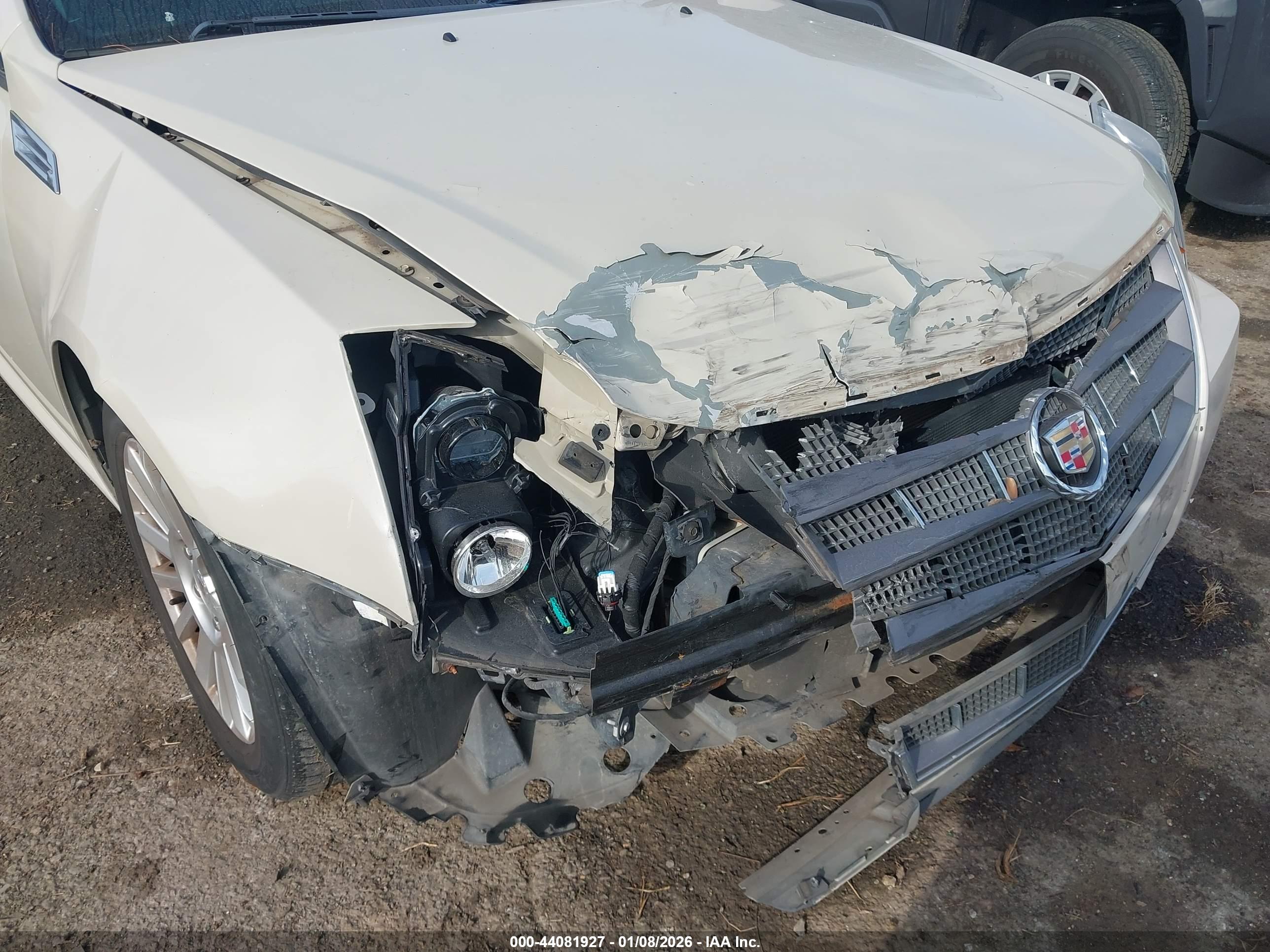 CADILLAC CTS image 6