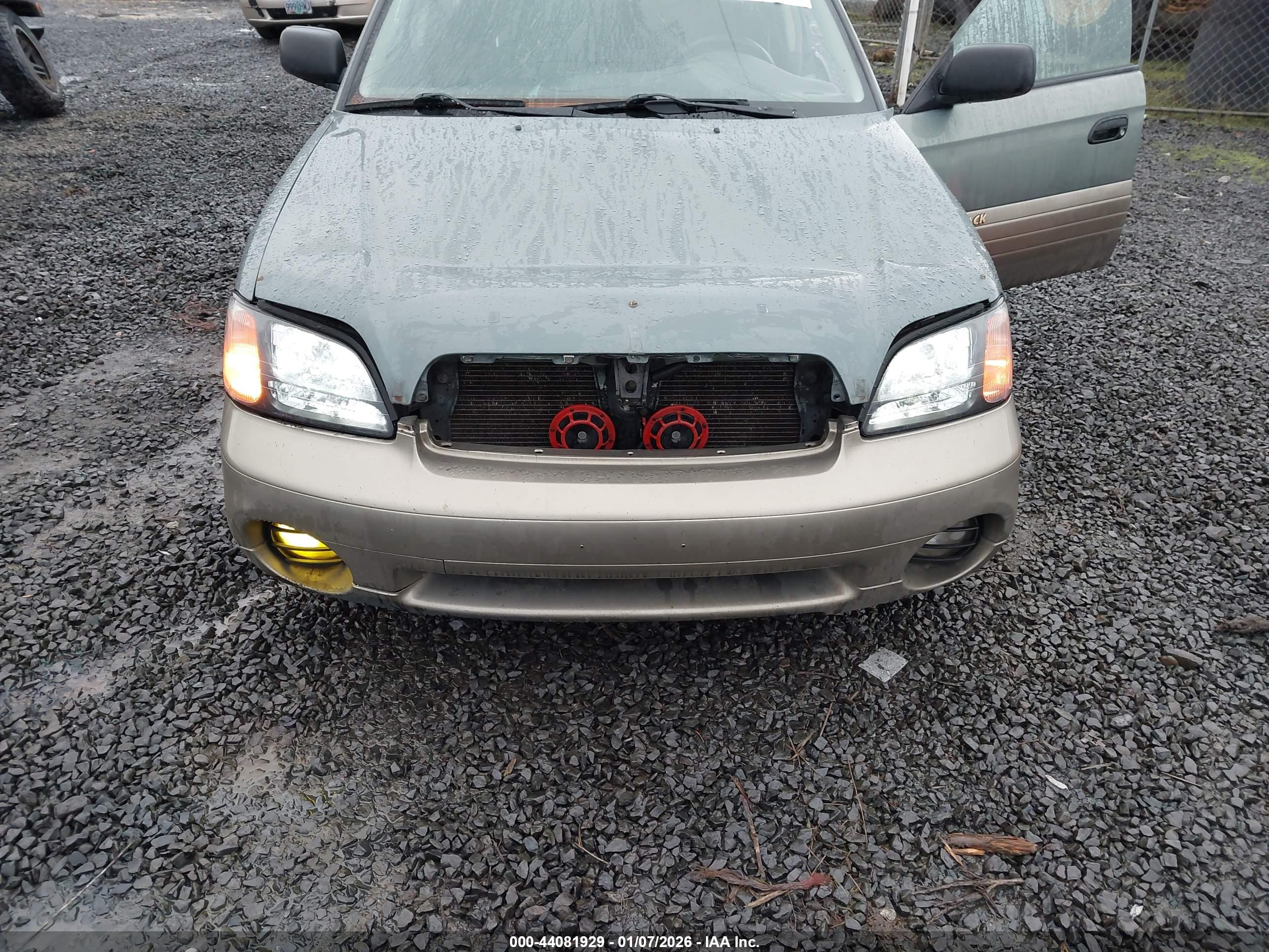SUBARU OUTBACK image 6