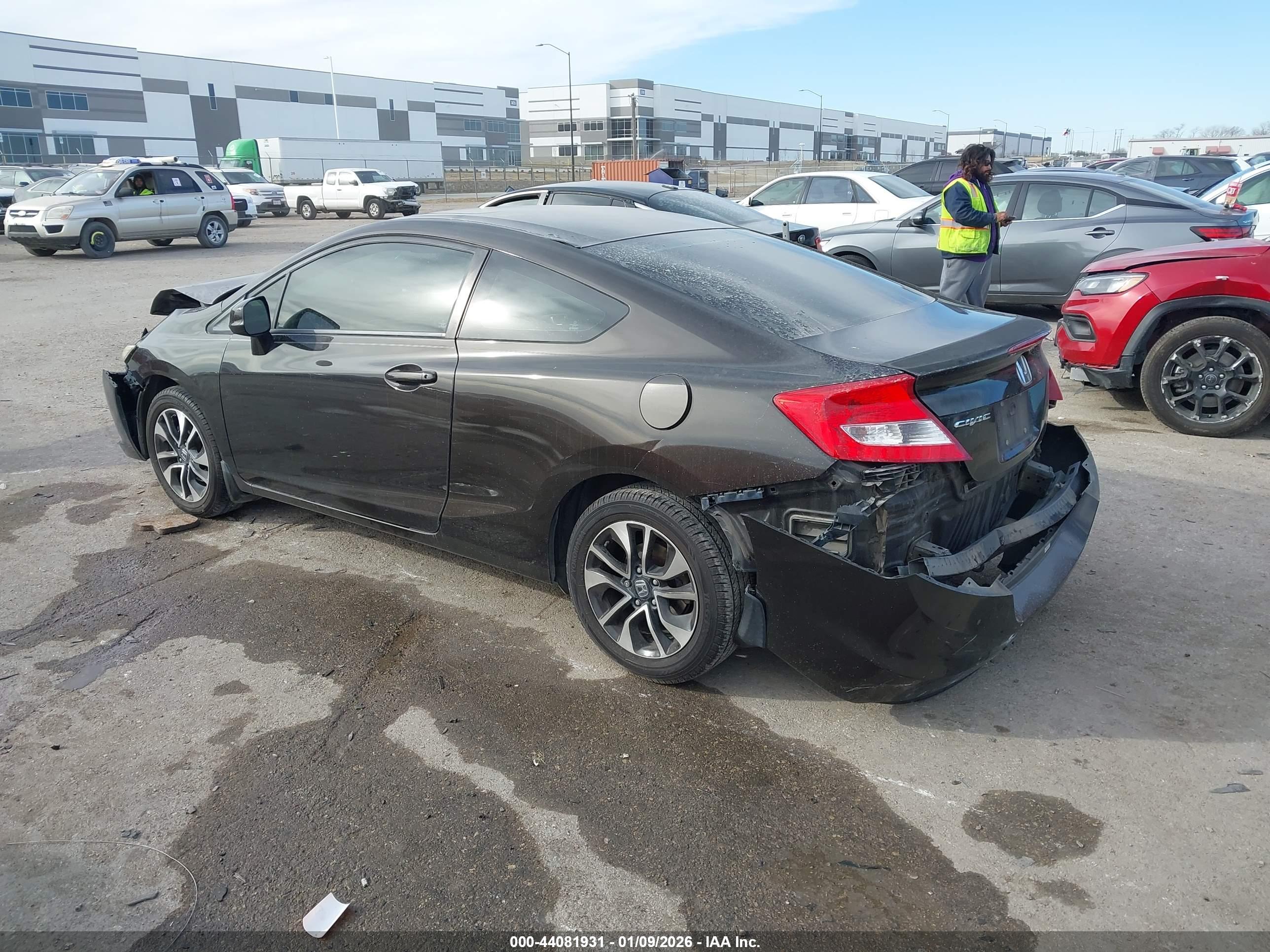 HONDA CIVIC image 3