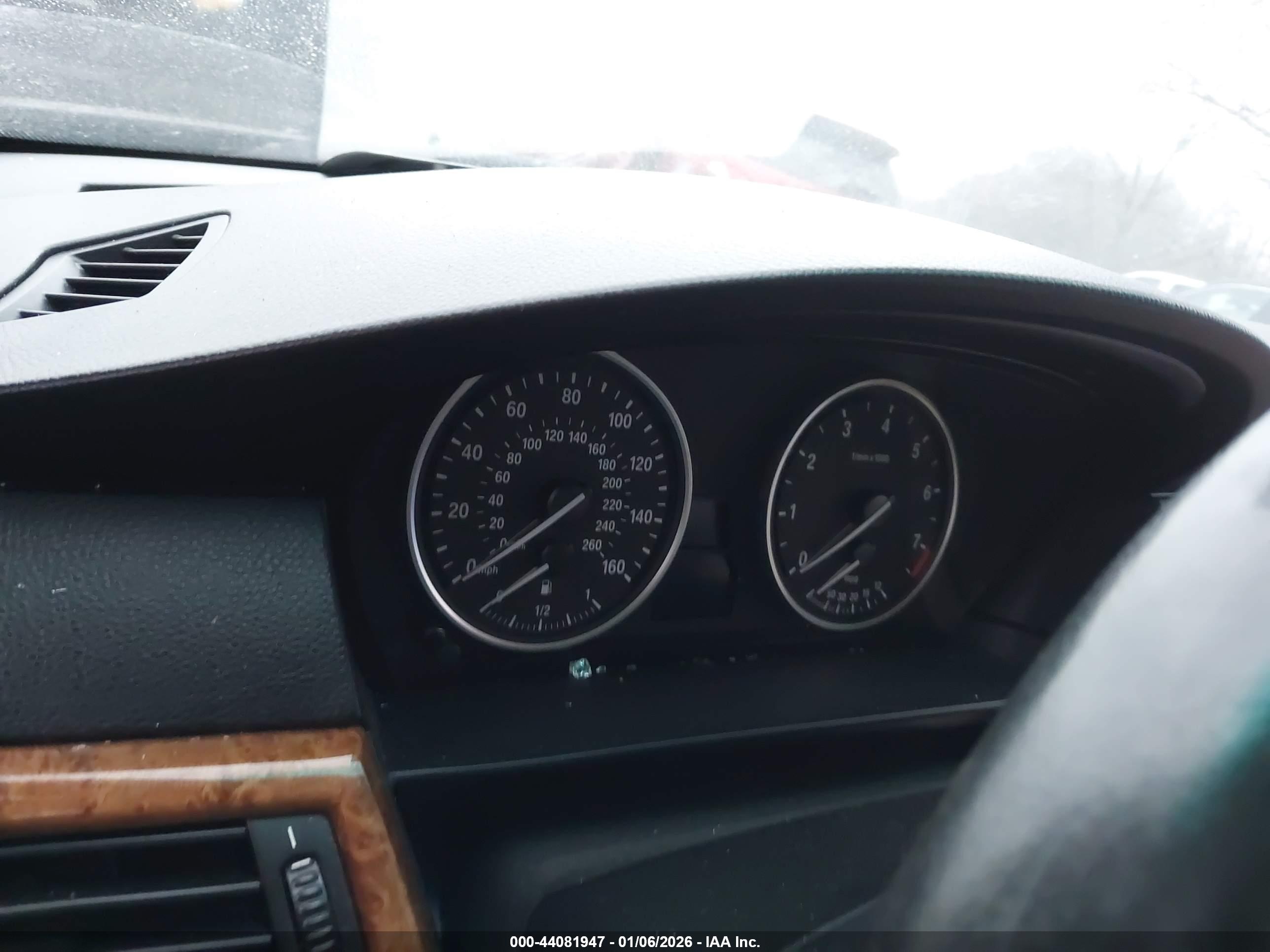 BMW 535XI image 7