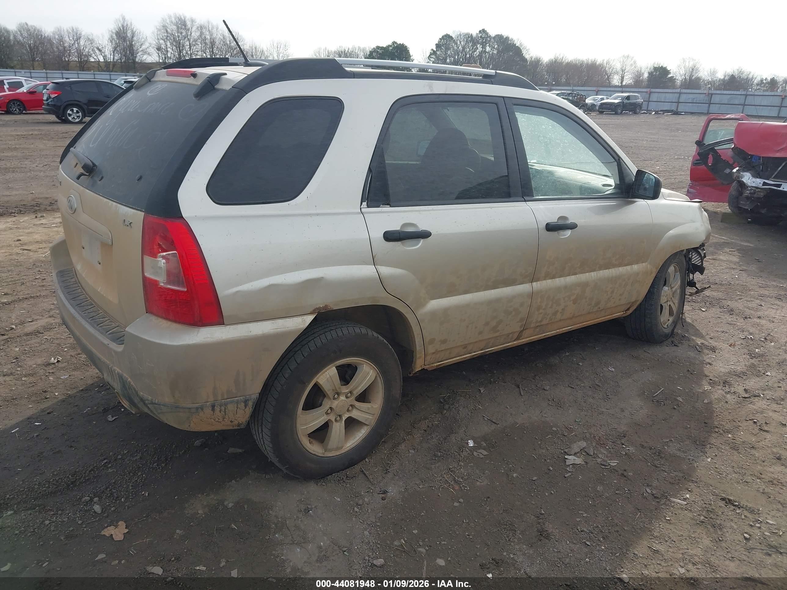 KIA SPORTAGE image 4