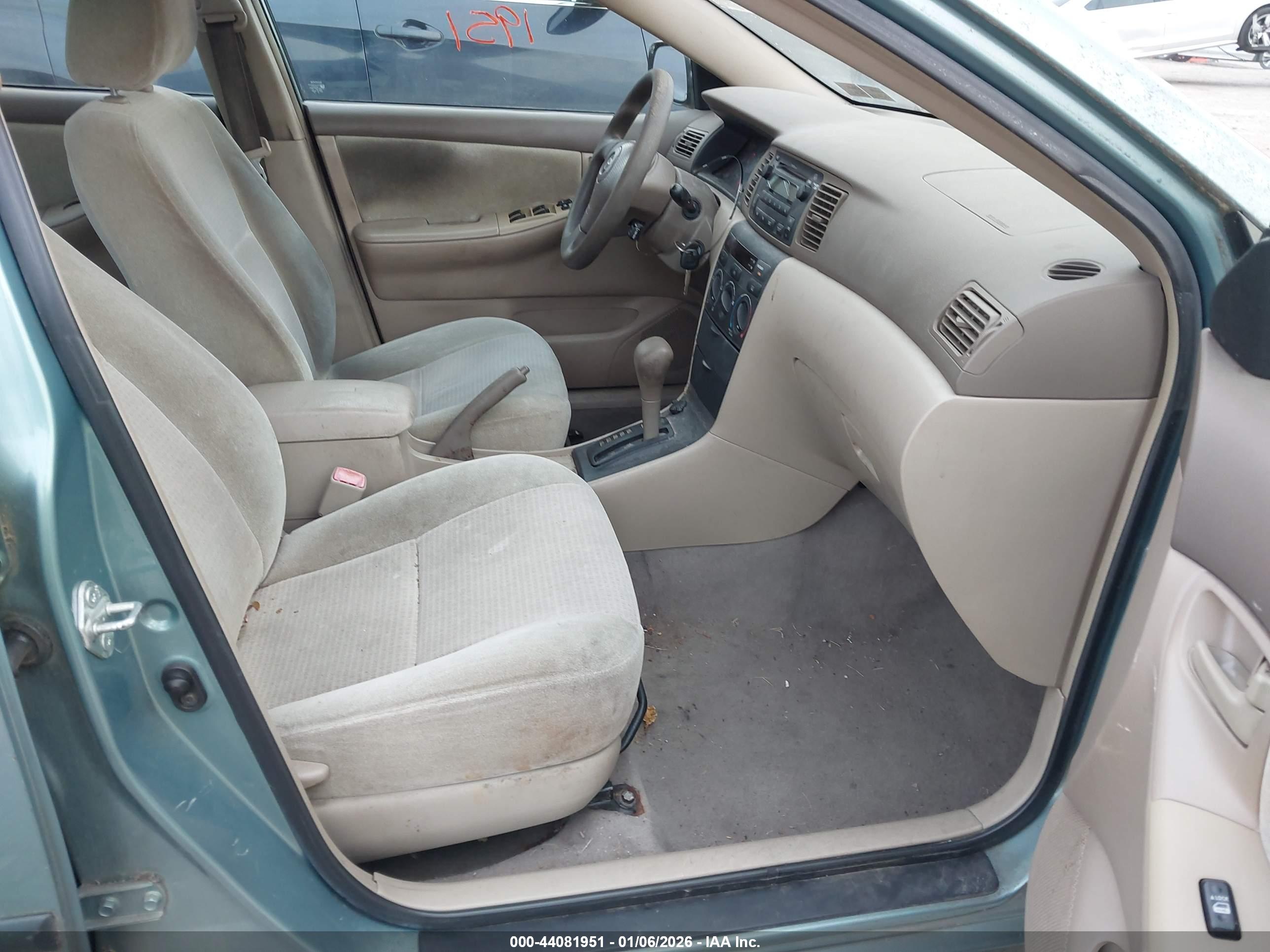 TOYOTA COROLLA image 5
