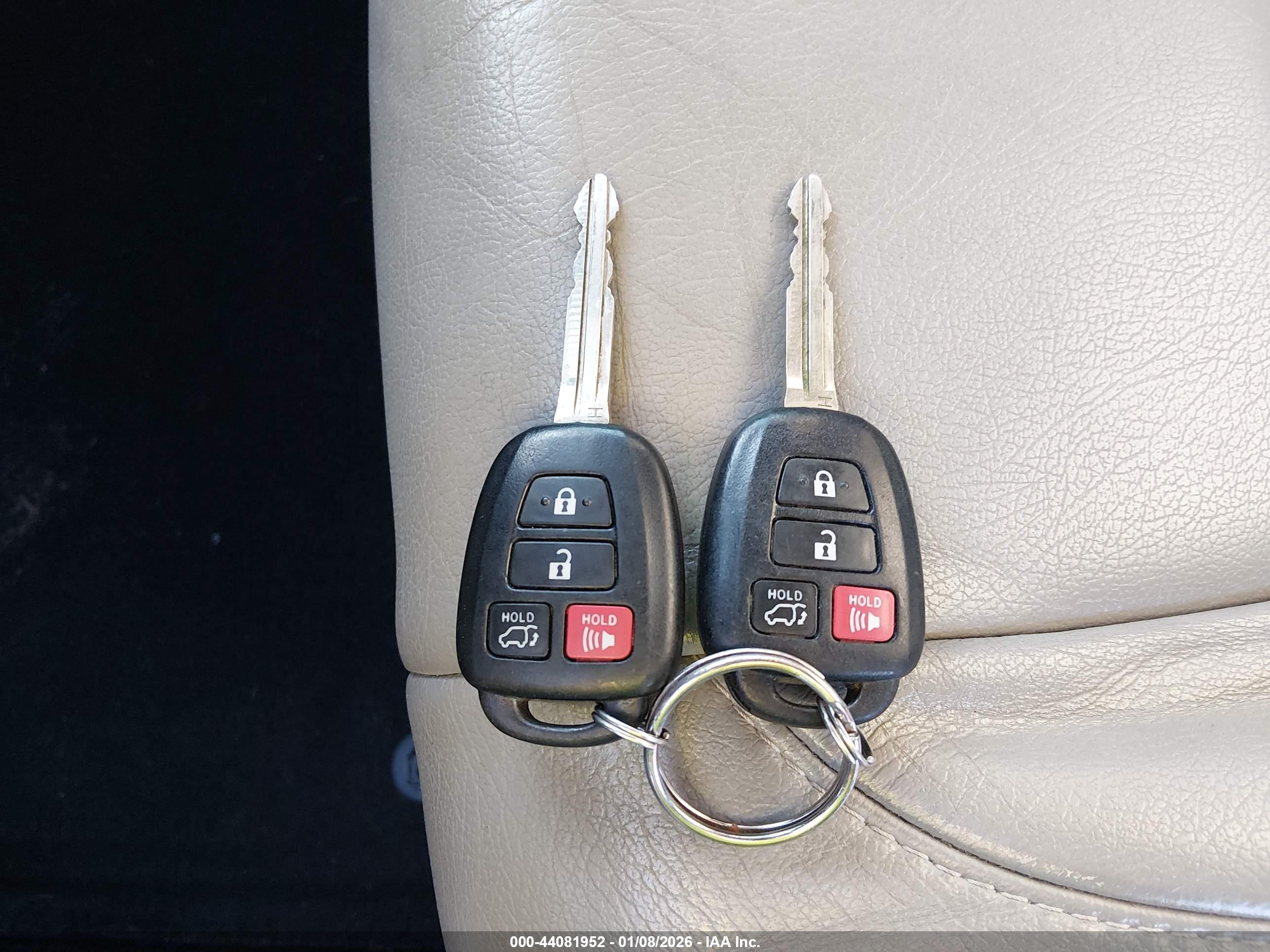 TOYOTA HIGHLANDER image 11