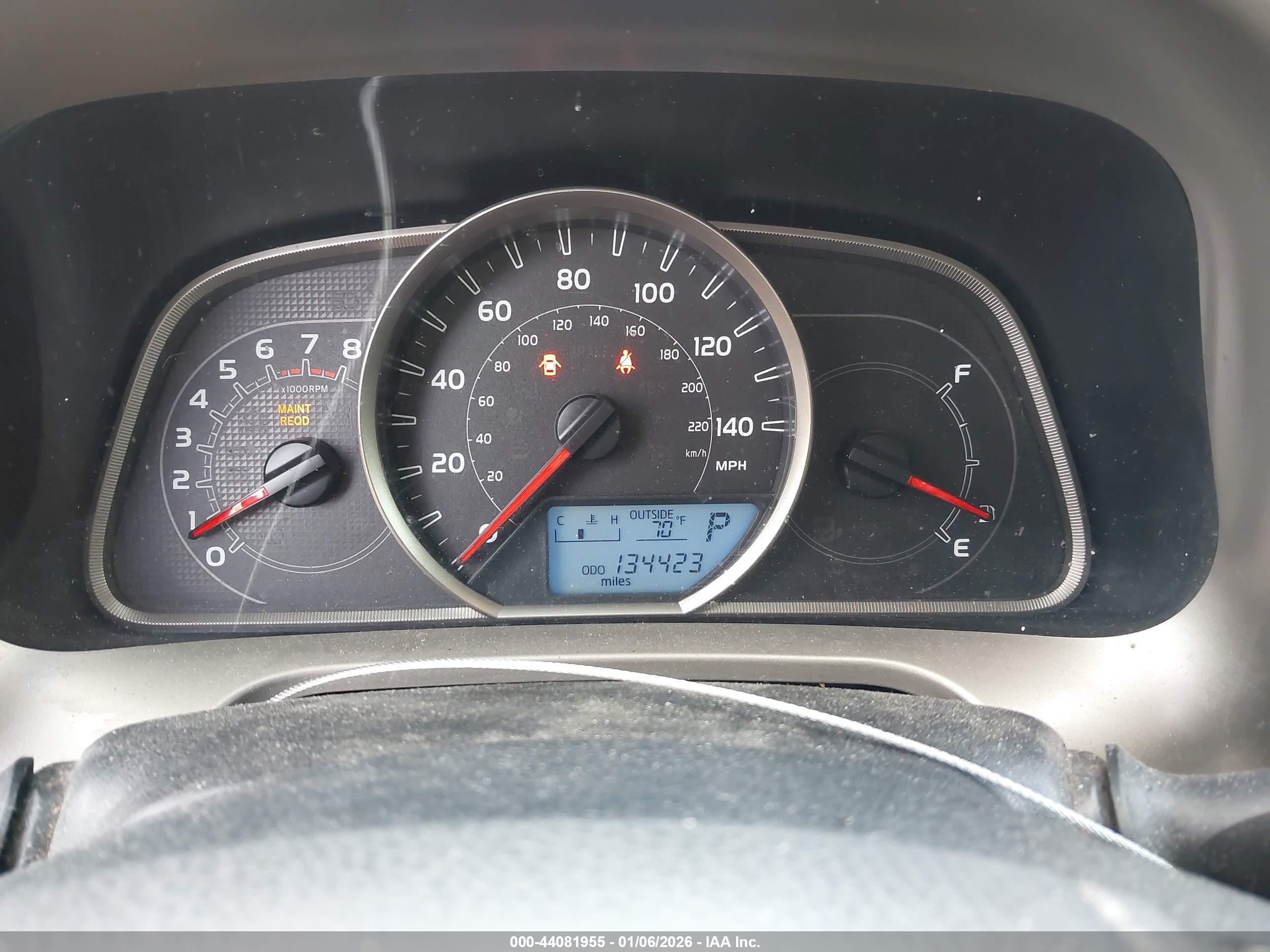 TOYOTA RAV4 image 7
