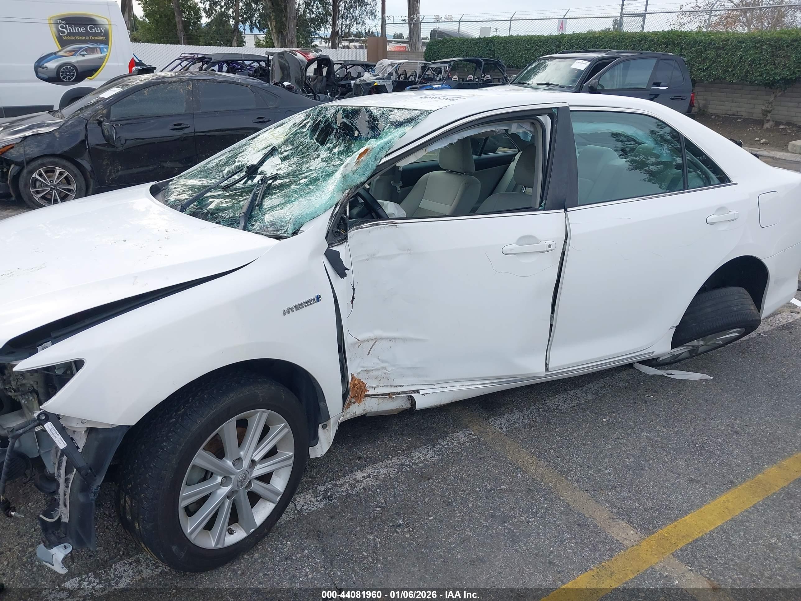 TOYOTA CAMRY image 6