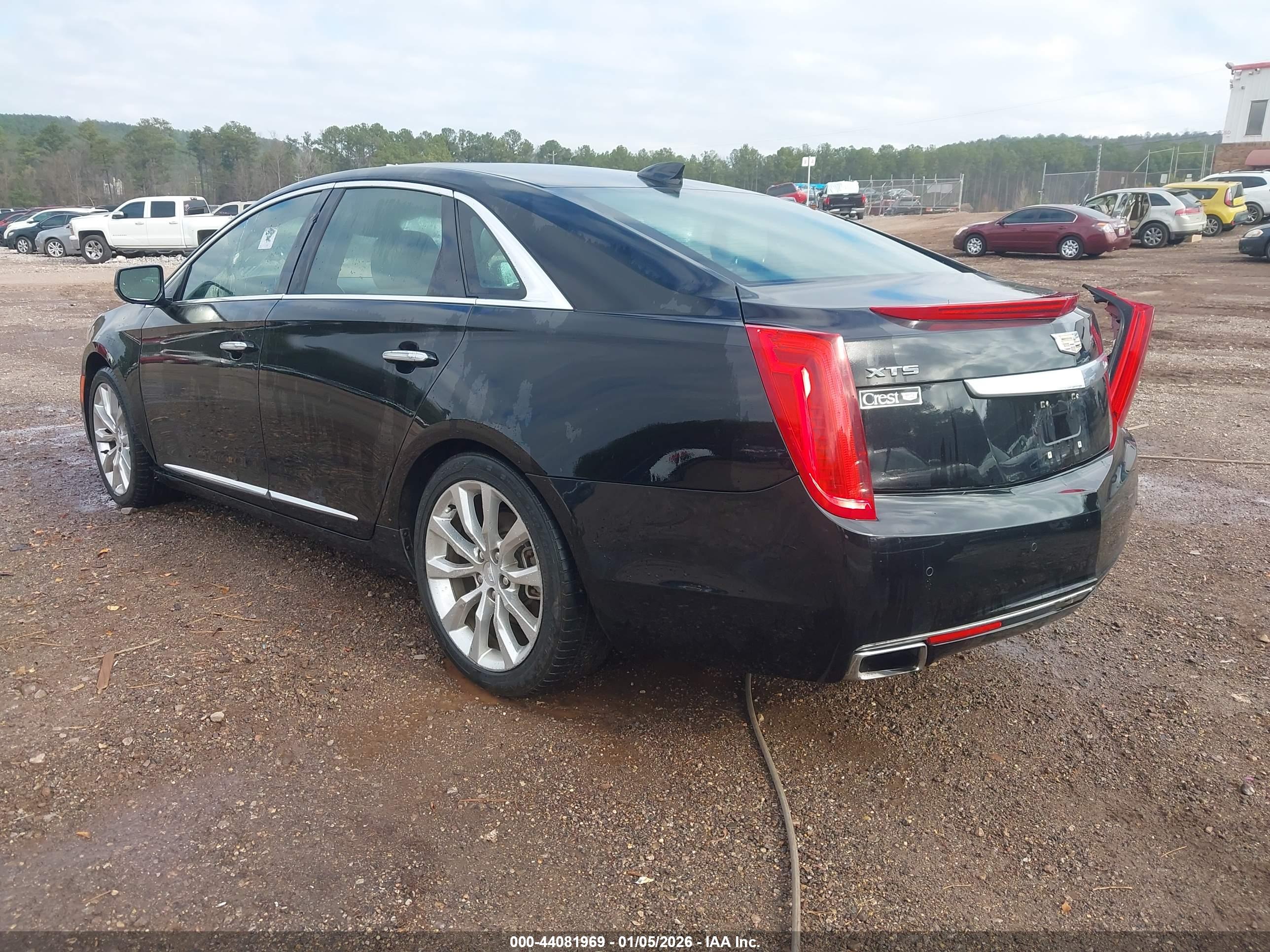 CADILLAC XTS image 3