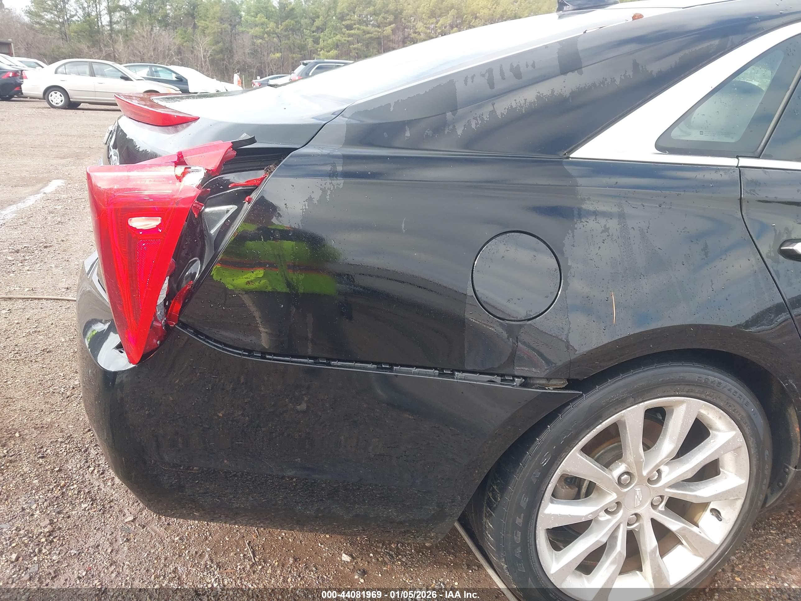 CADILLAC XTS image 6