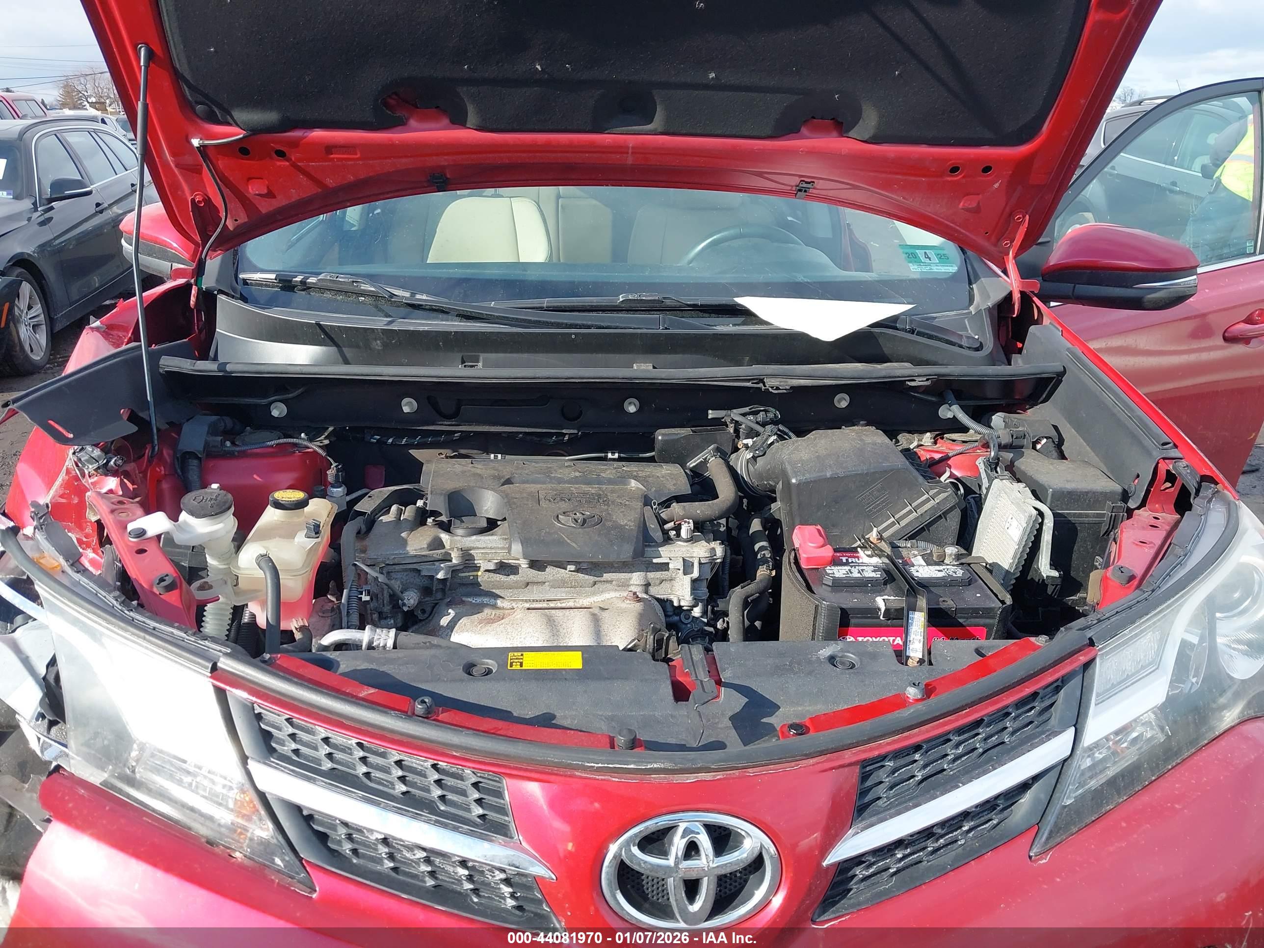 TOYOTA RAV4 image 10