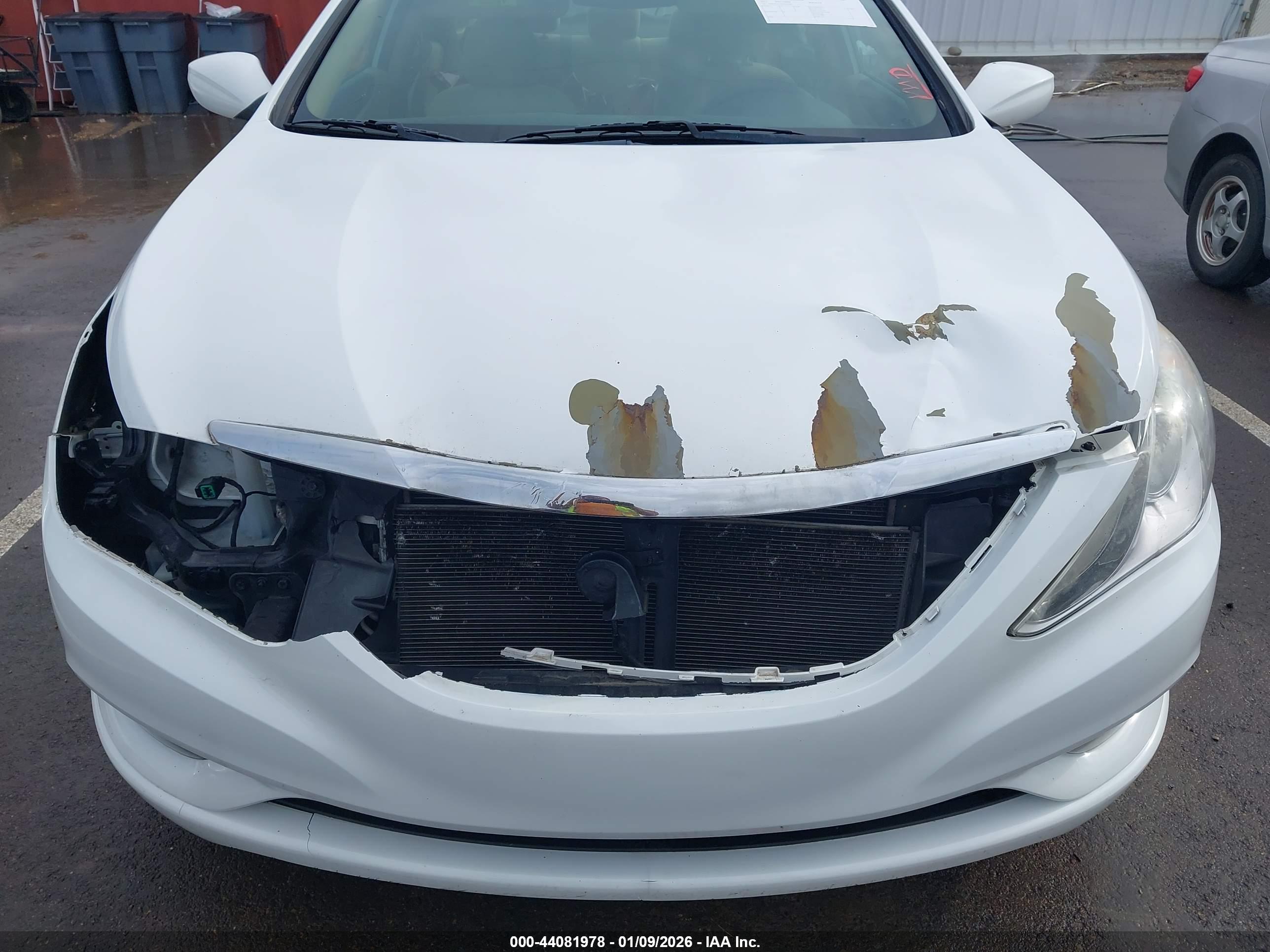 HYUNDAI SONATA image 6
