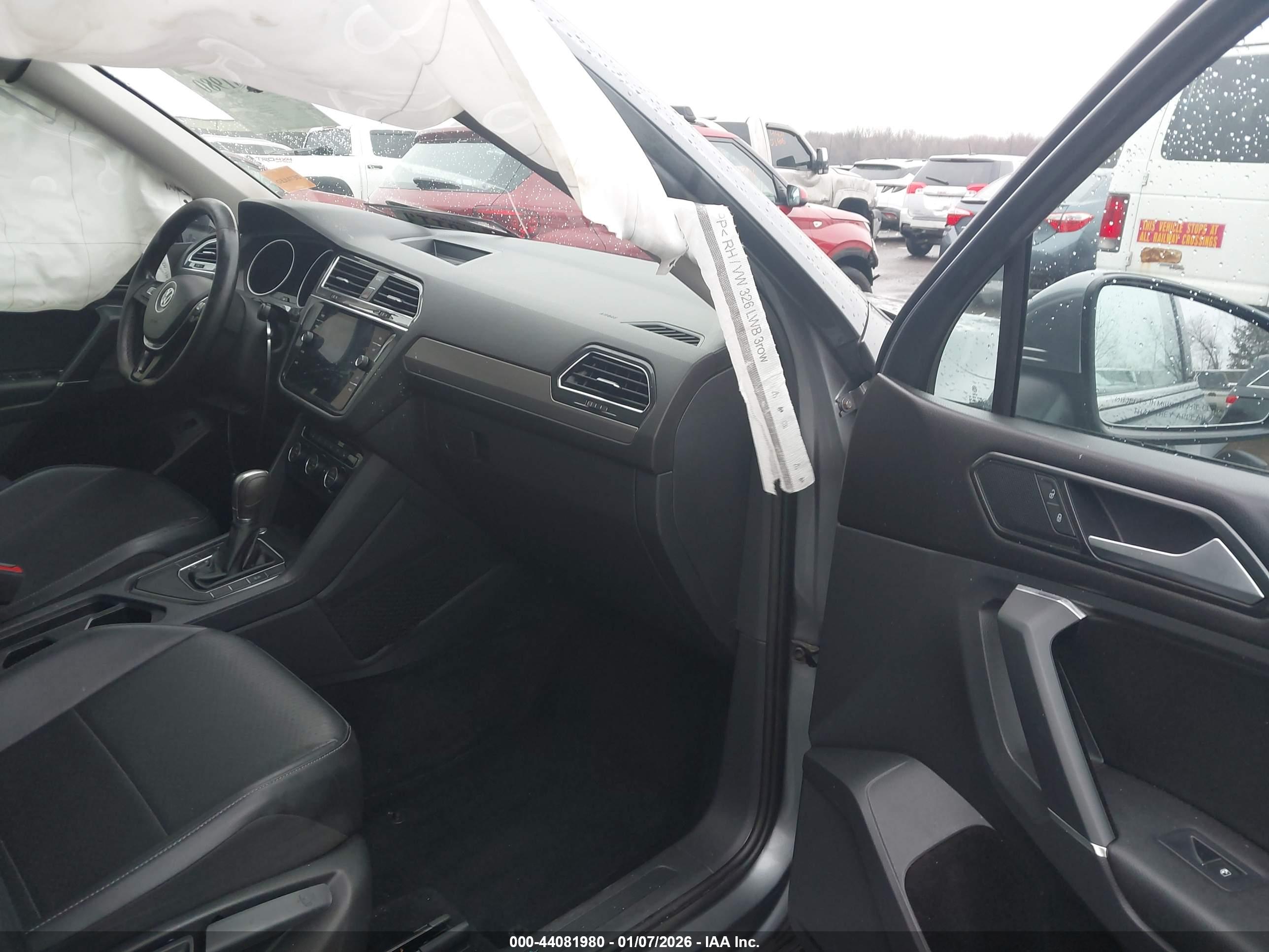 VOLKSWAGEN TIGUAN image 5
