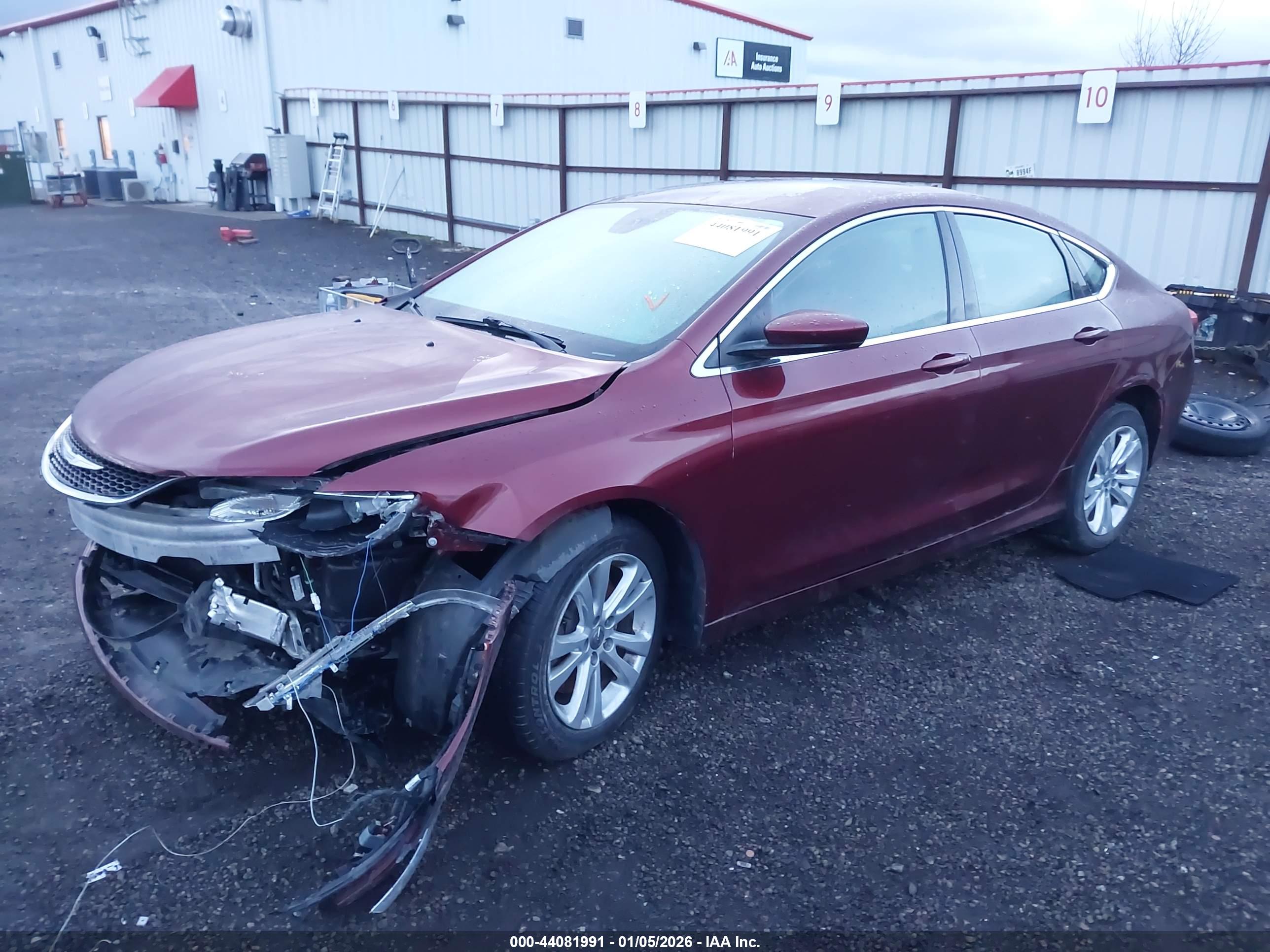 CHRYSLER 200 image 2