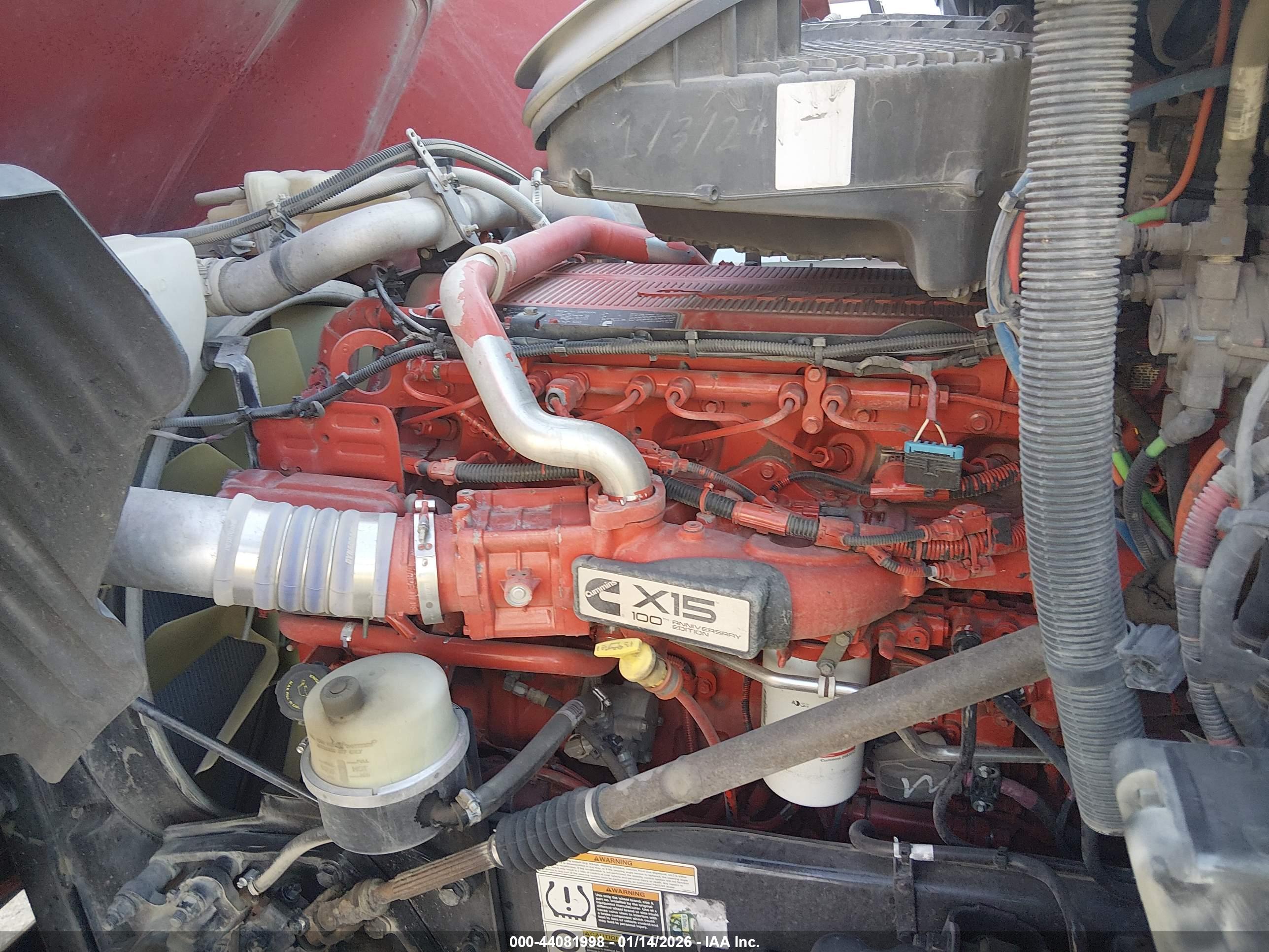 PETERBILT 579 image 10