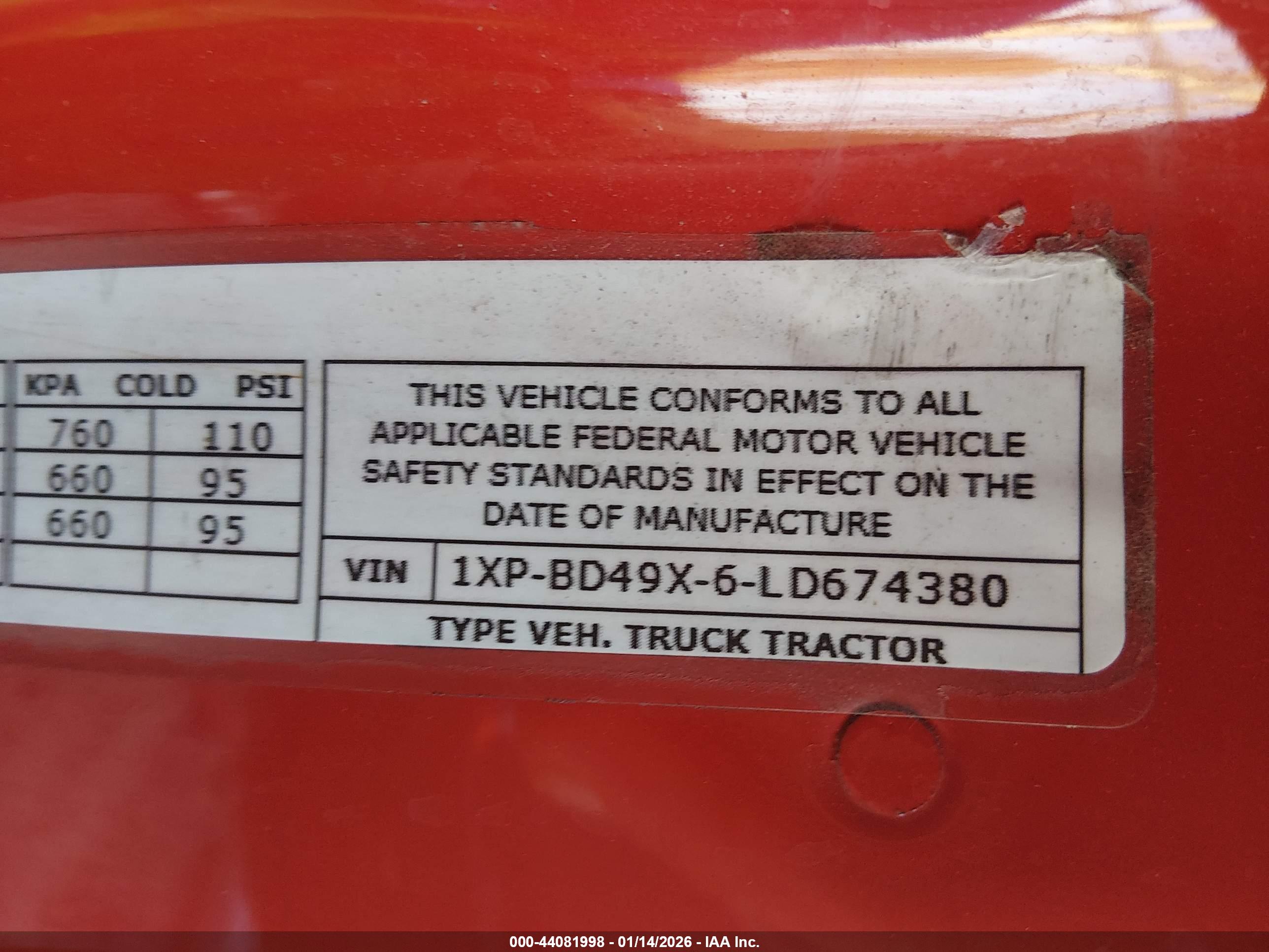 PETERBILT 579 image 9