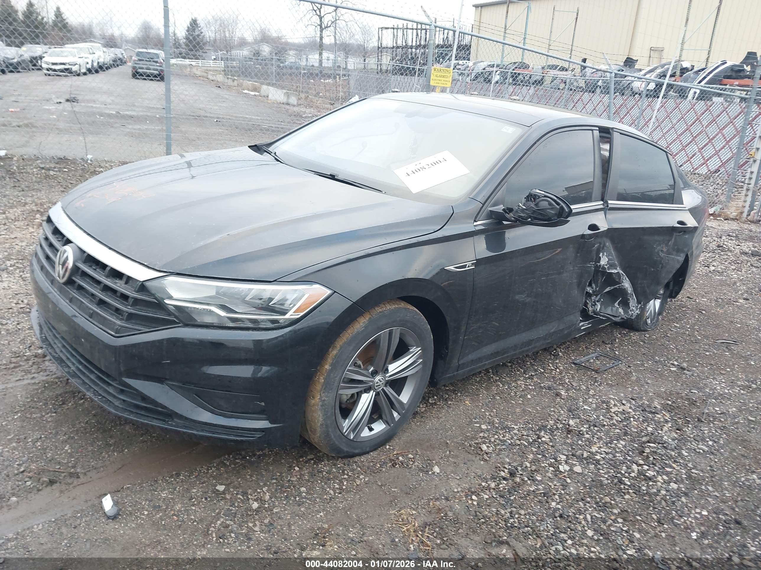 VOLKSWAGEN JETTA image 2