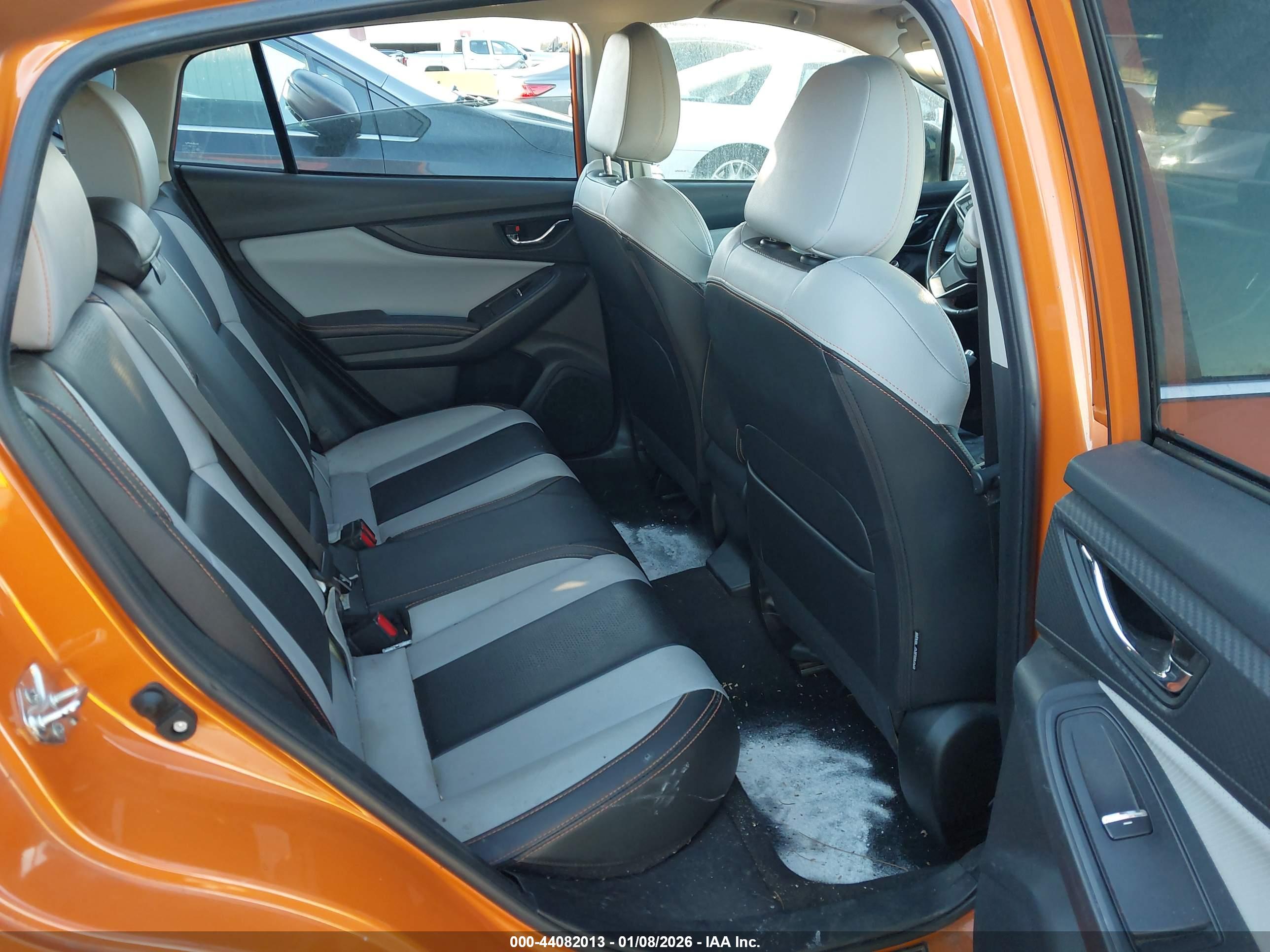 SUBARU CROSSTREK image 8