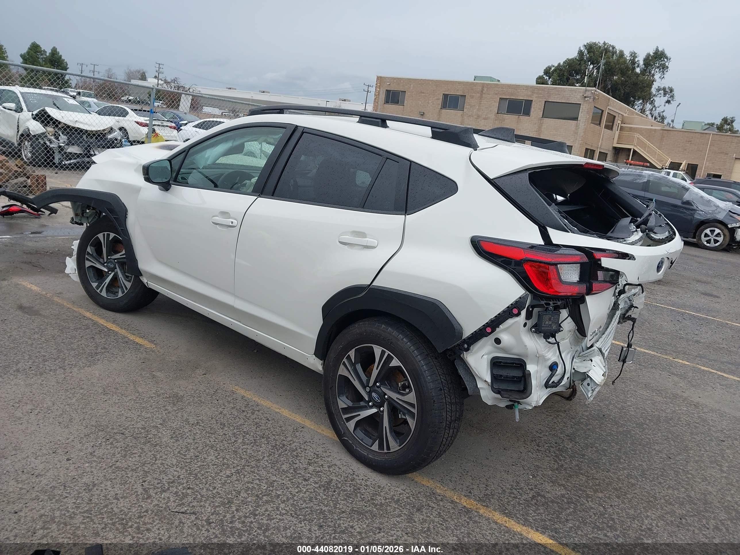 SUBARU CROSSTREK image 3