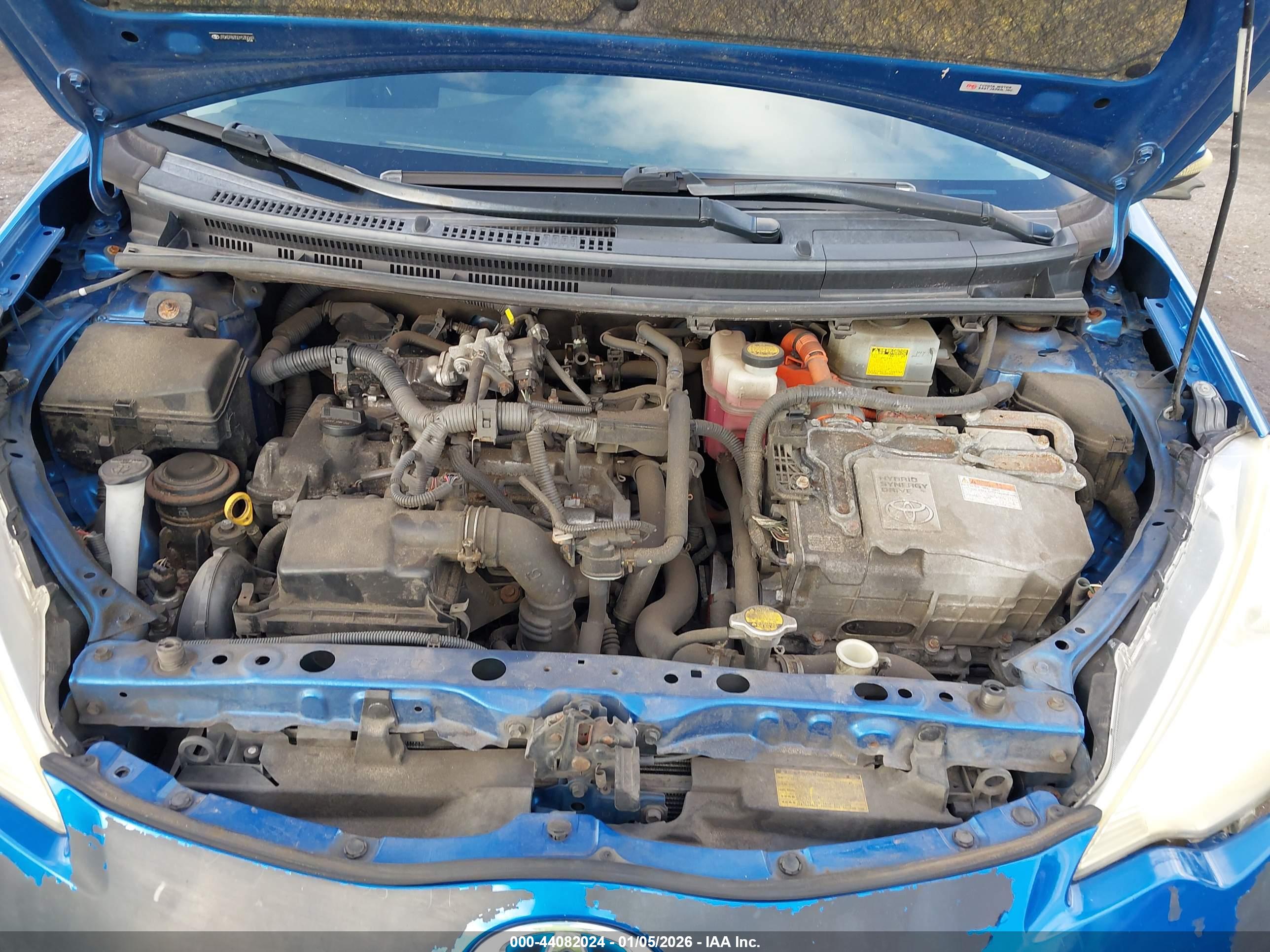 TOYOTA PRIUS image 10