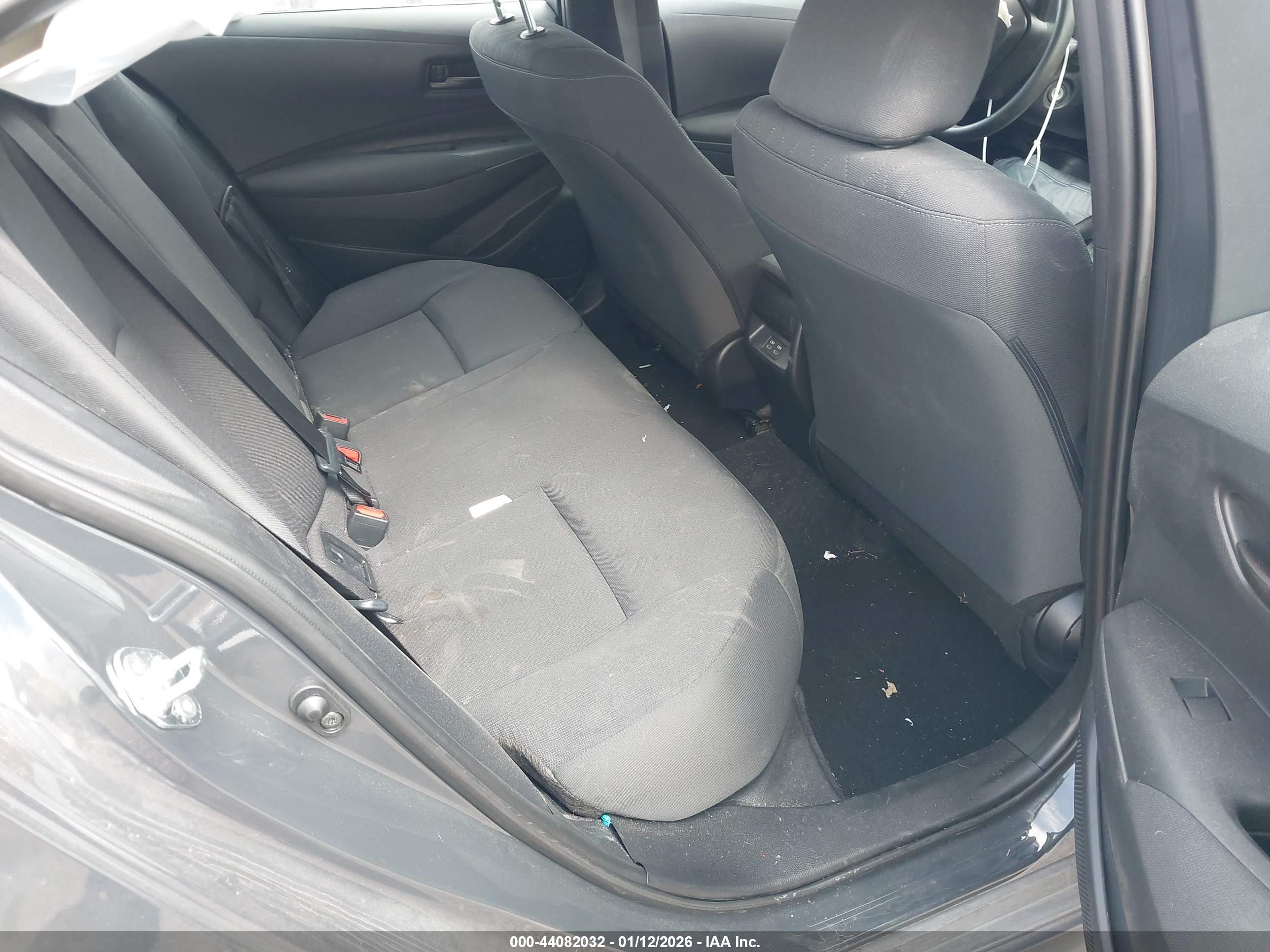 TOYOTA COROLLA image 8