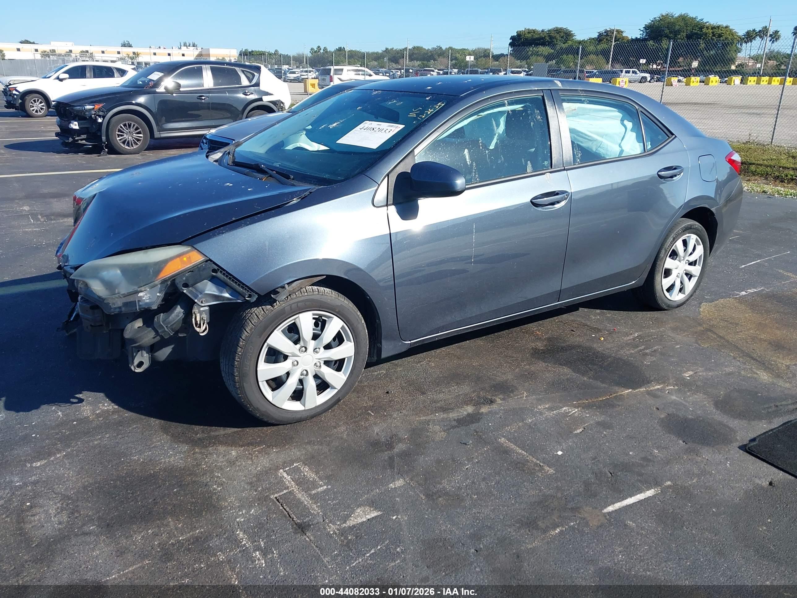 TOYOTA COROLLA image 2