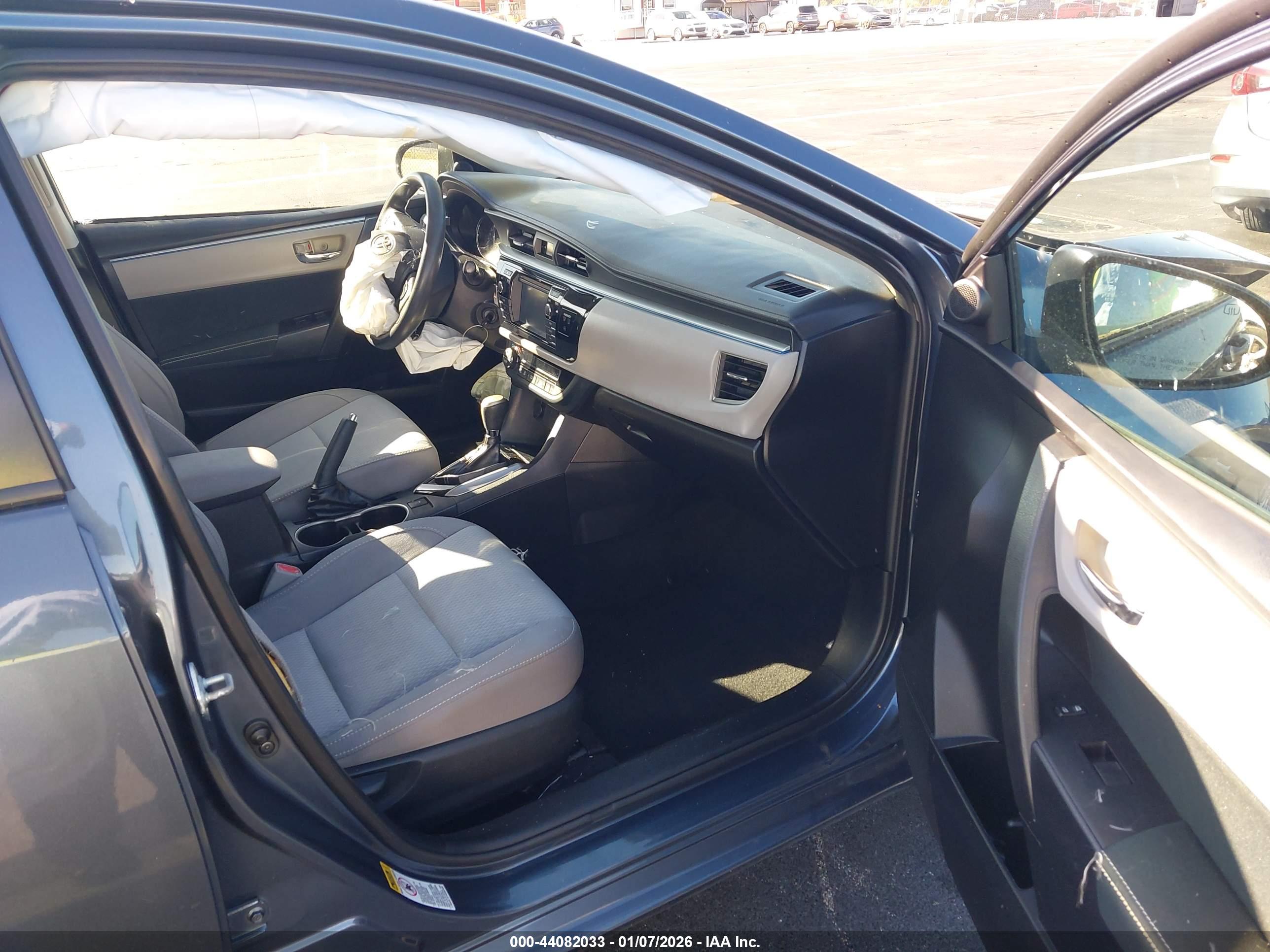TOYOTA COROLLA image 5