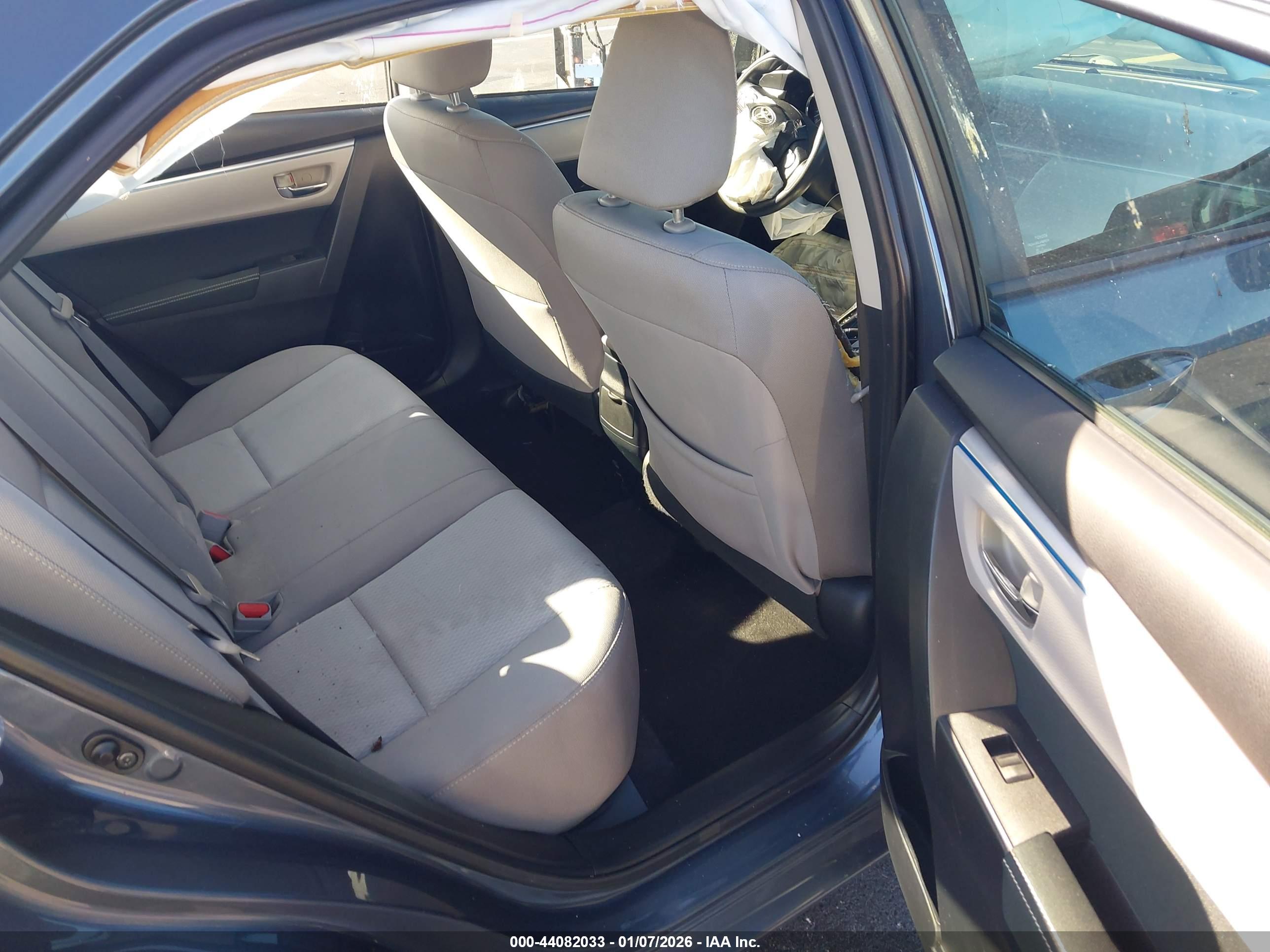 TOYOTA COROLLA image 8