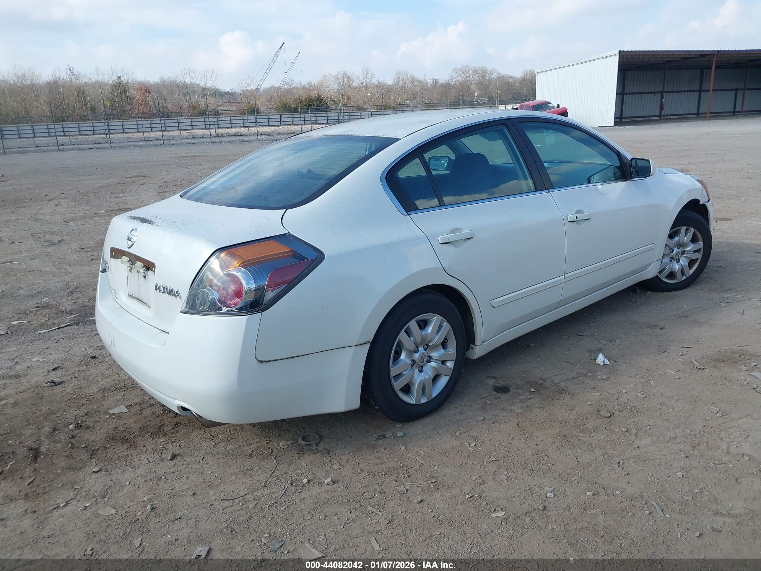 NISSAN ALTIMA image 4