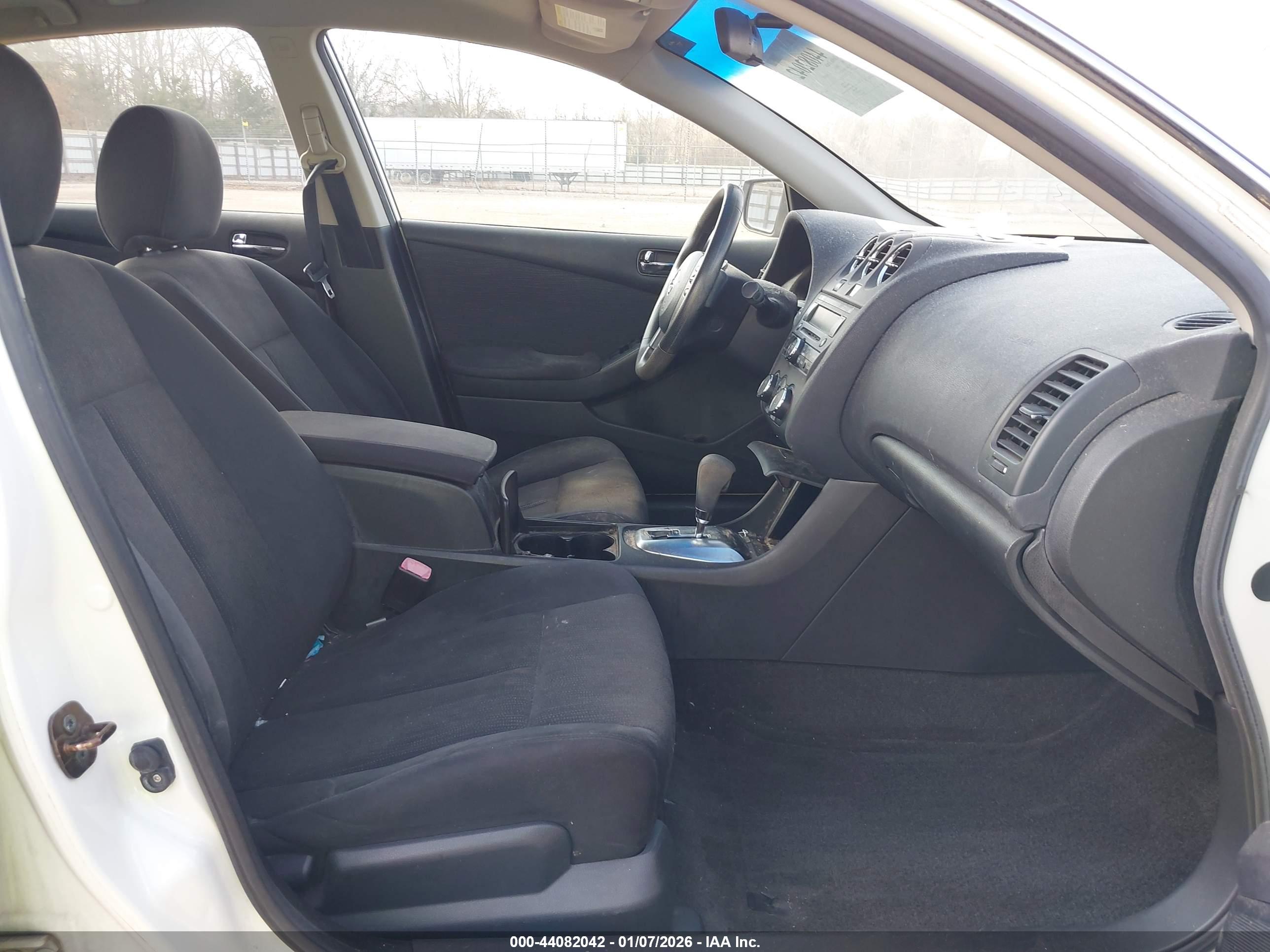 NISSAN ALTIMA image 5