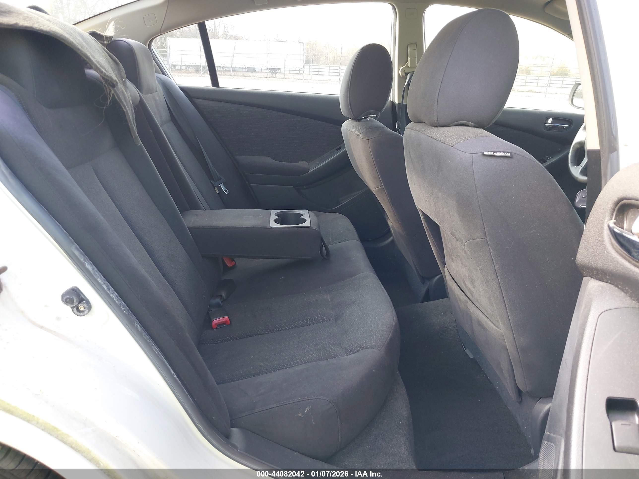 NISSAN ALTIMA image 8